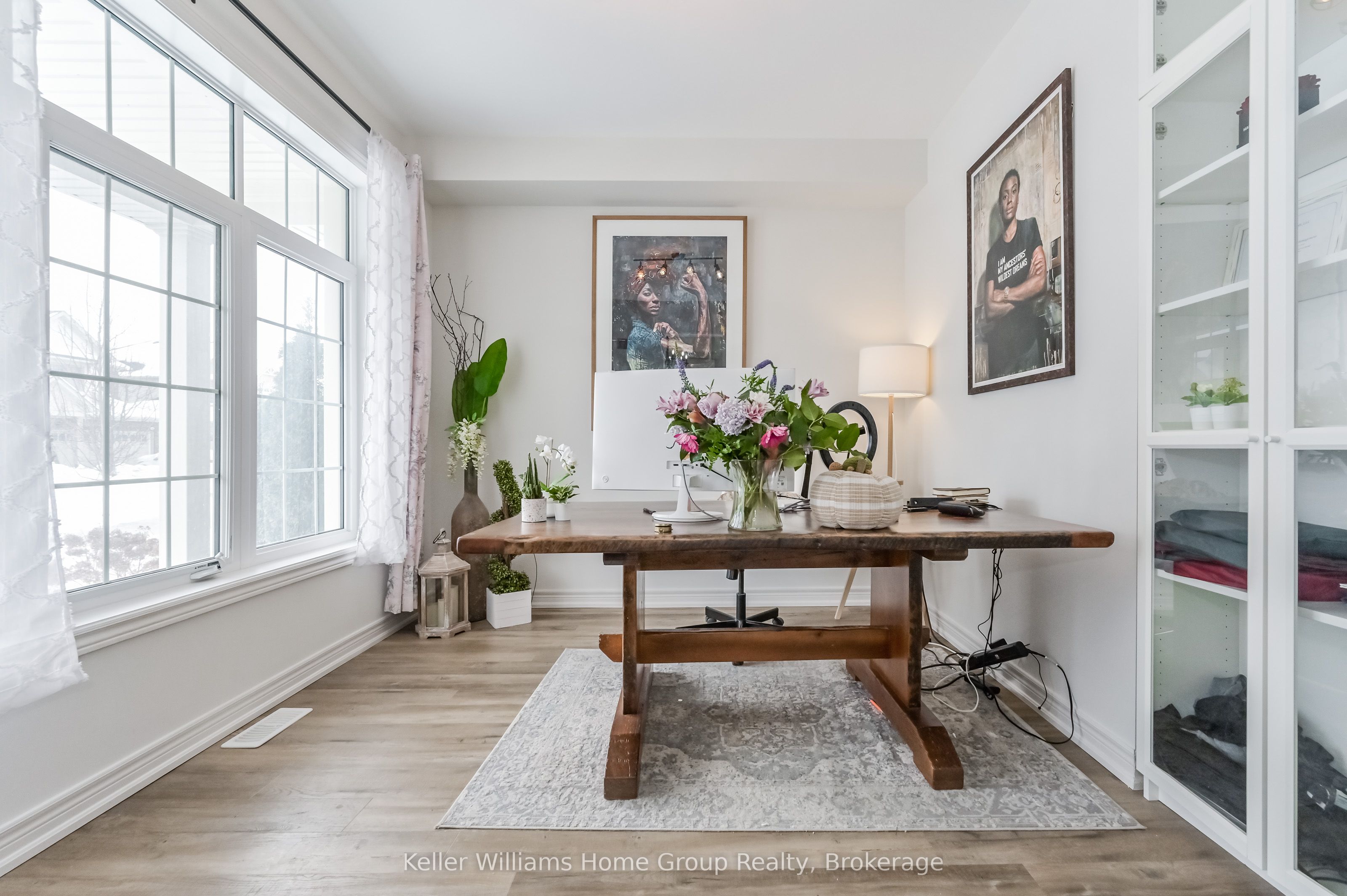 136 Harpin Way Property Photo 5