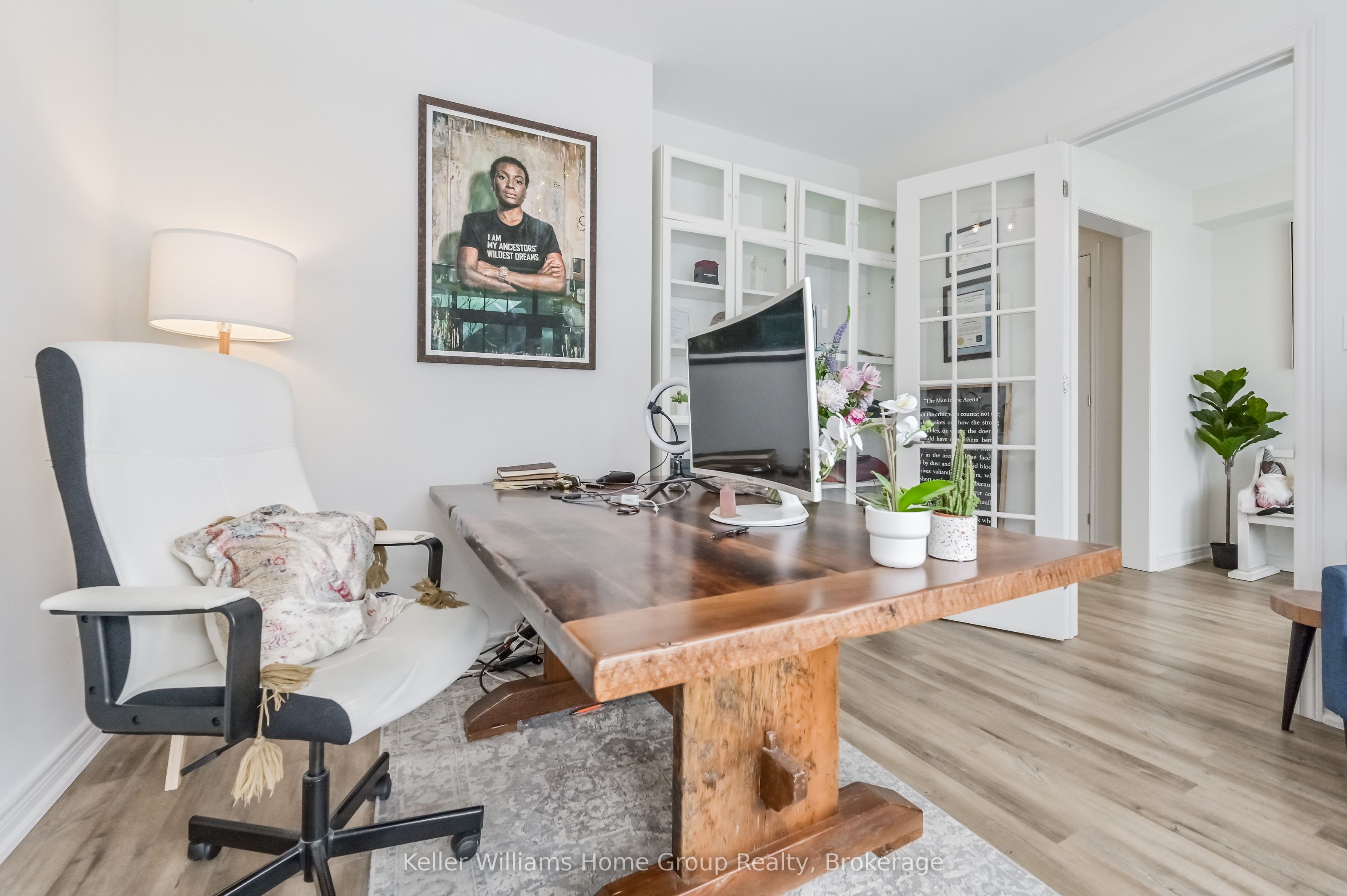 136 Harpin Way Property Photo 6