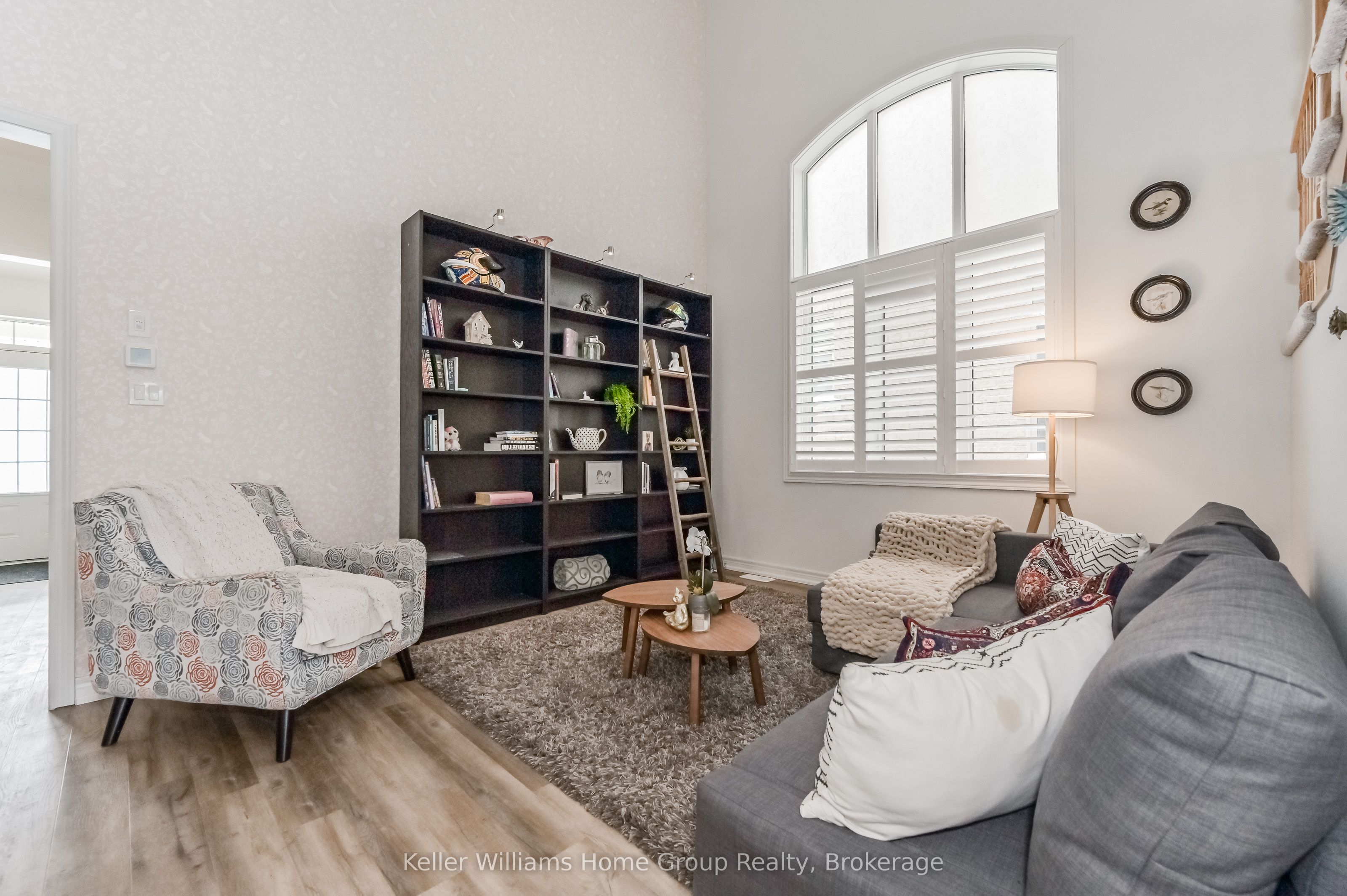 136 Harpin Way Property Photo 8