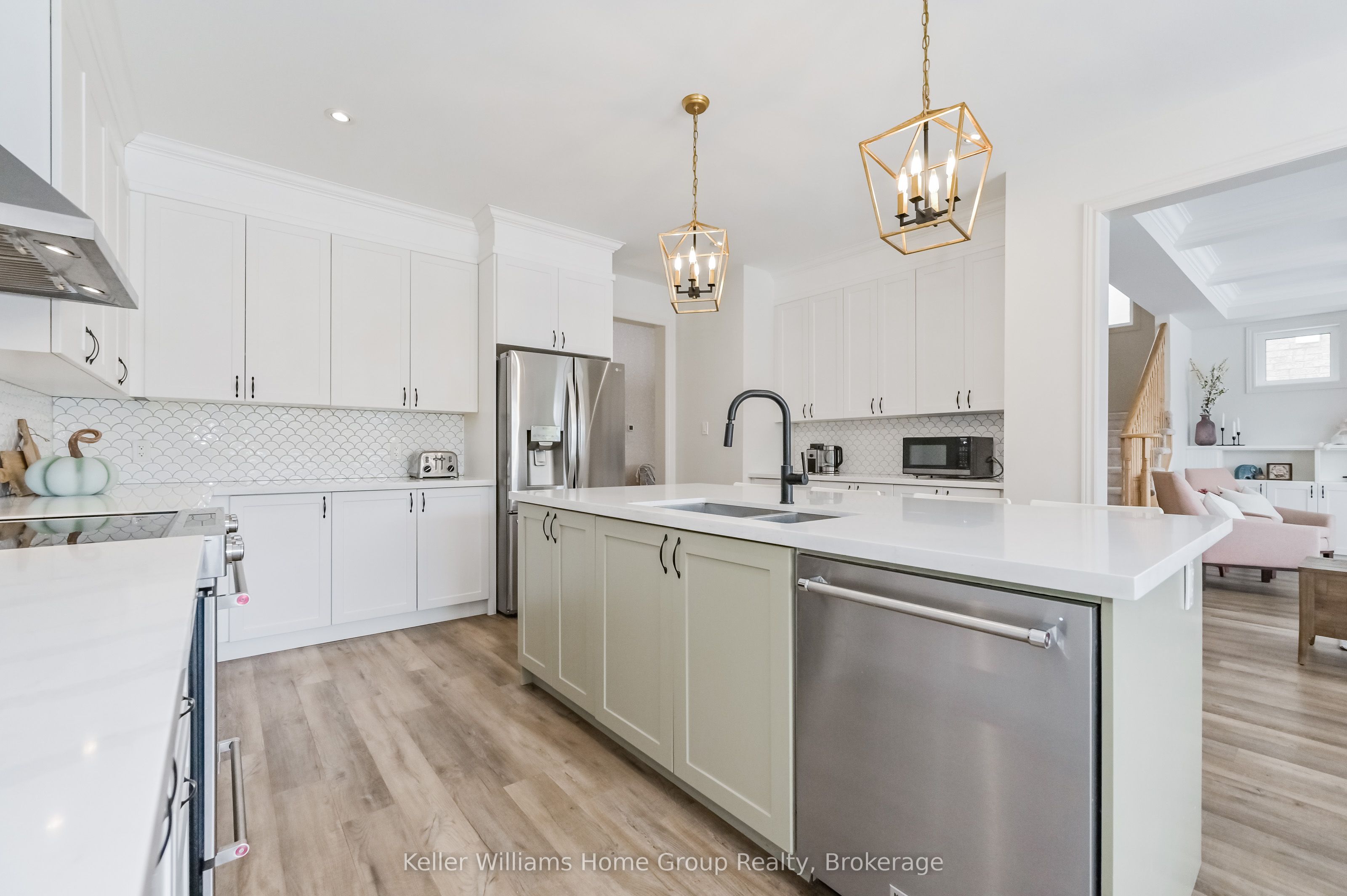 136 Harpin Way Property Photo 14