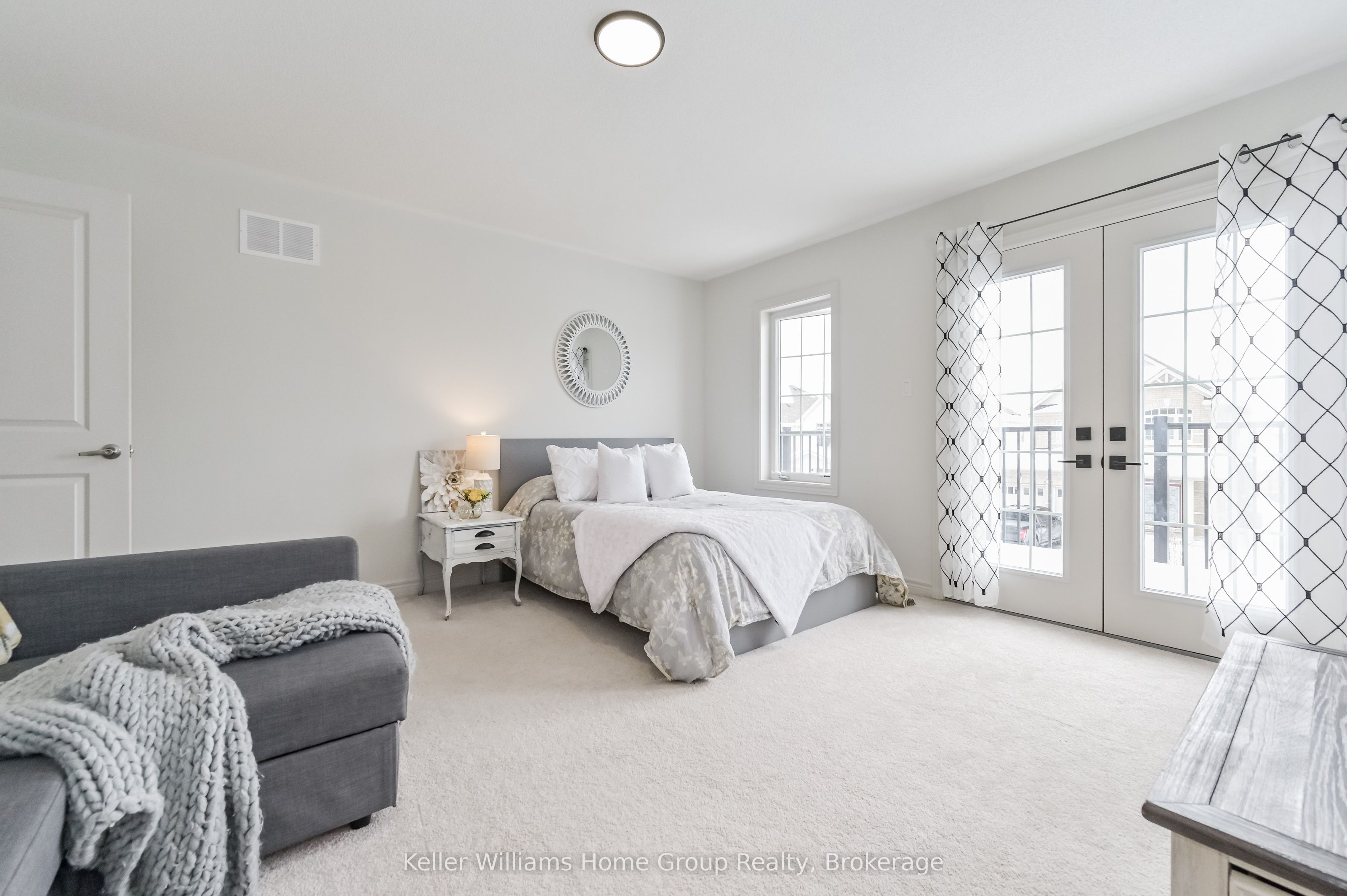 136 Harpin Way Property Photo 22