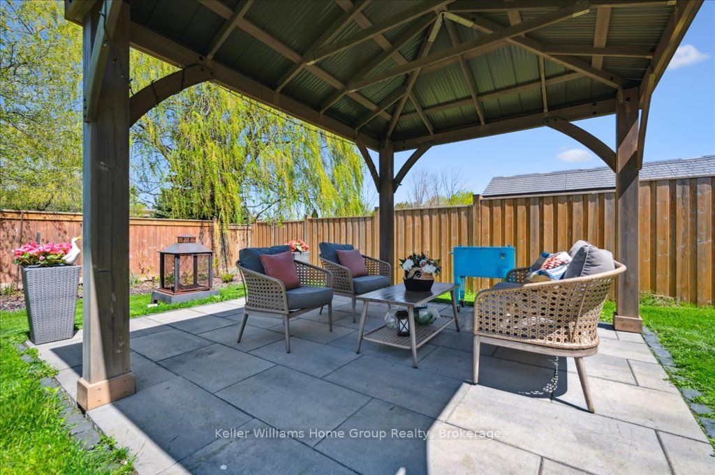 136 Harpin Way Property Photo 39