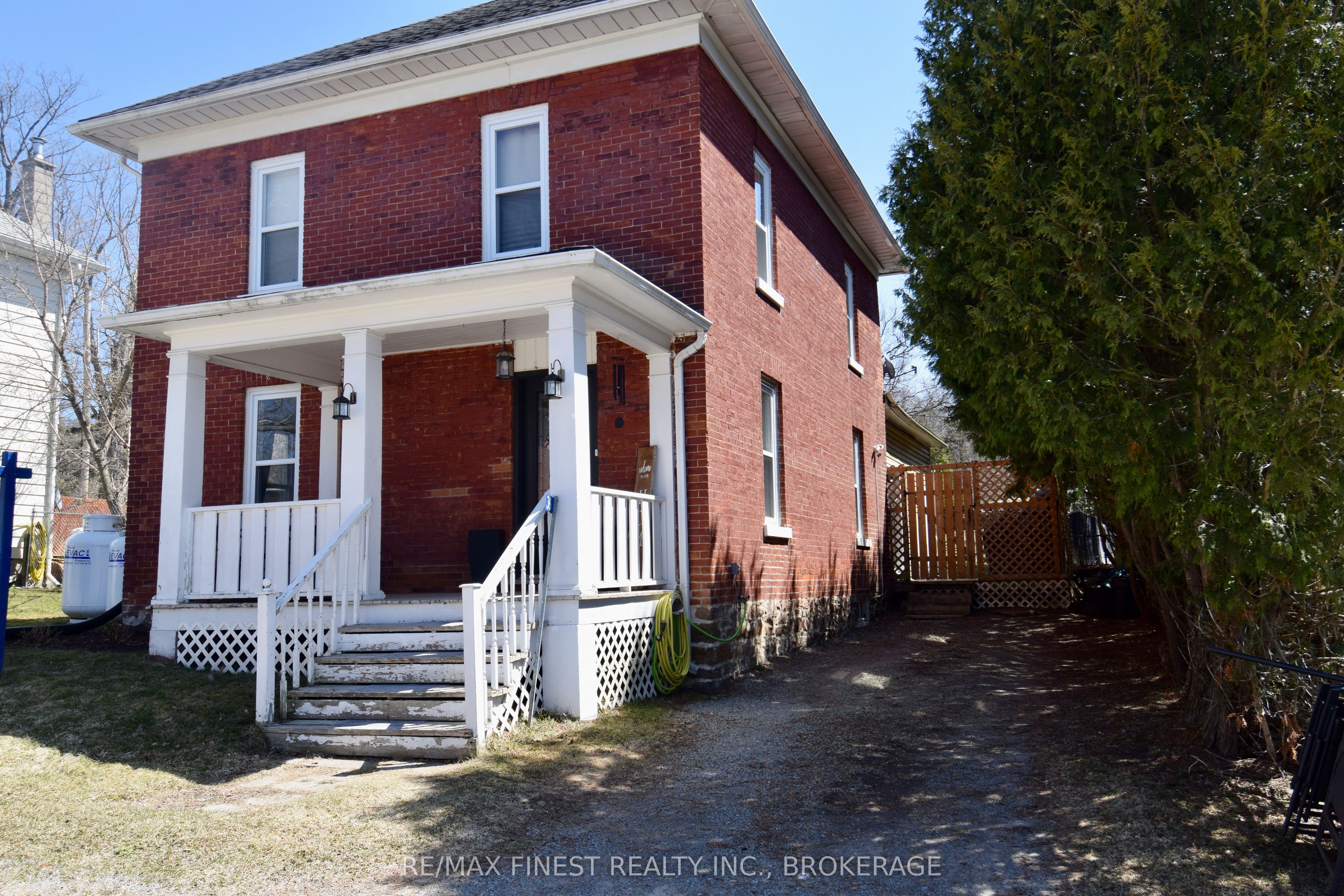 36 William Street Property Photo