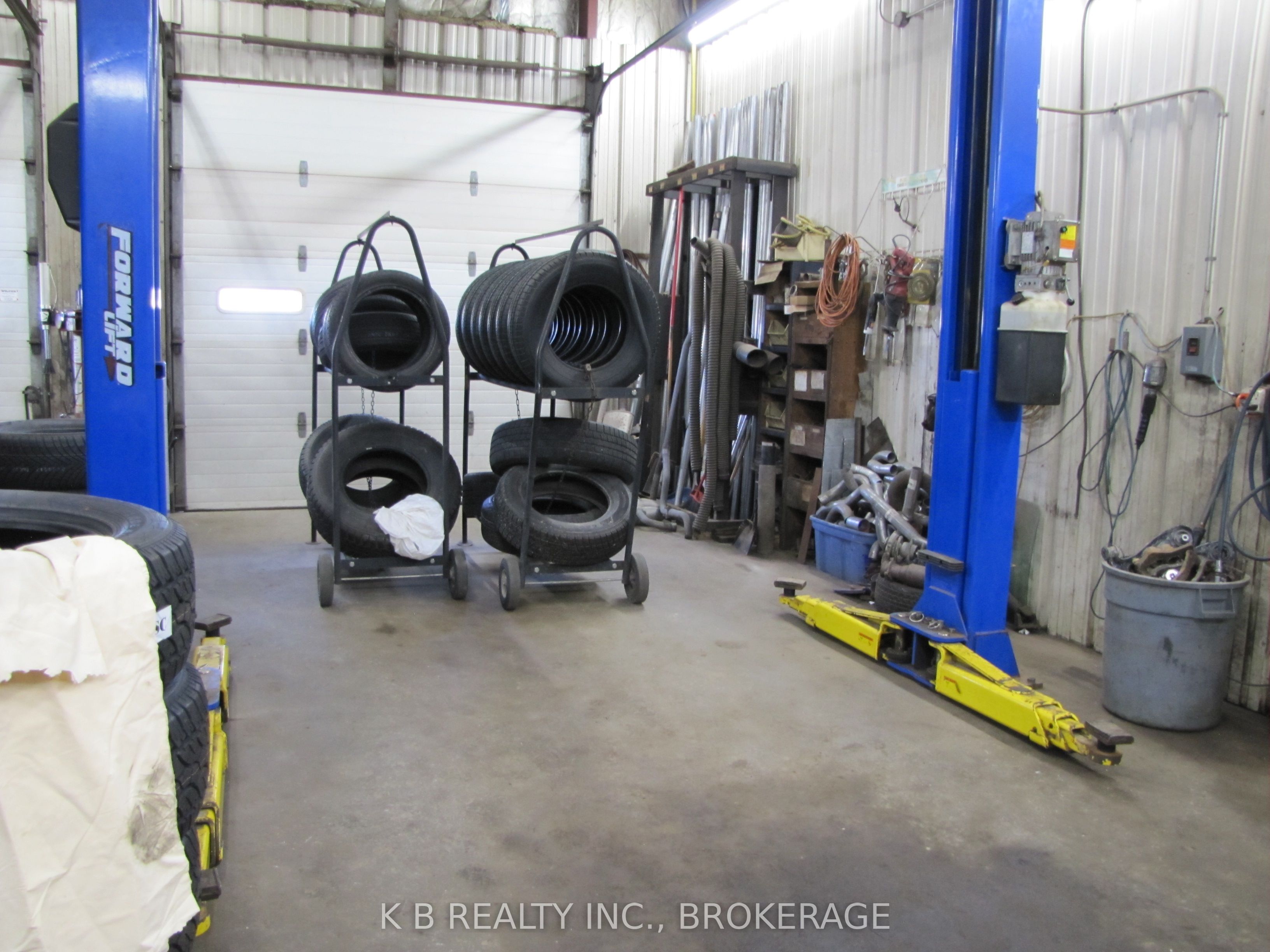 141 Industrial Boulevard Property Photo 18