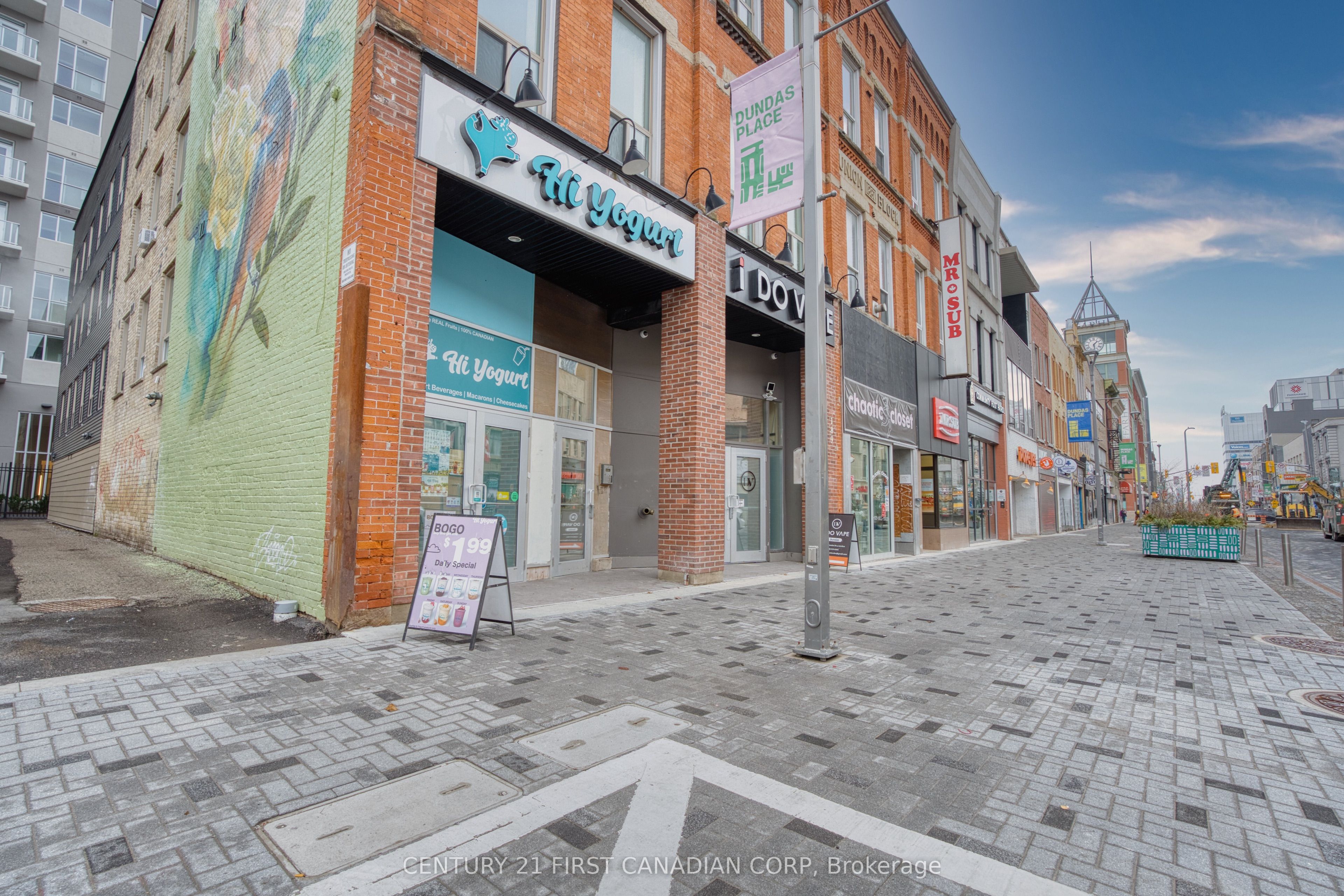 #b - 189 Dundas Street Property Photo 3