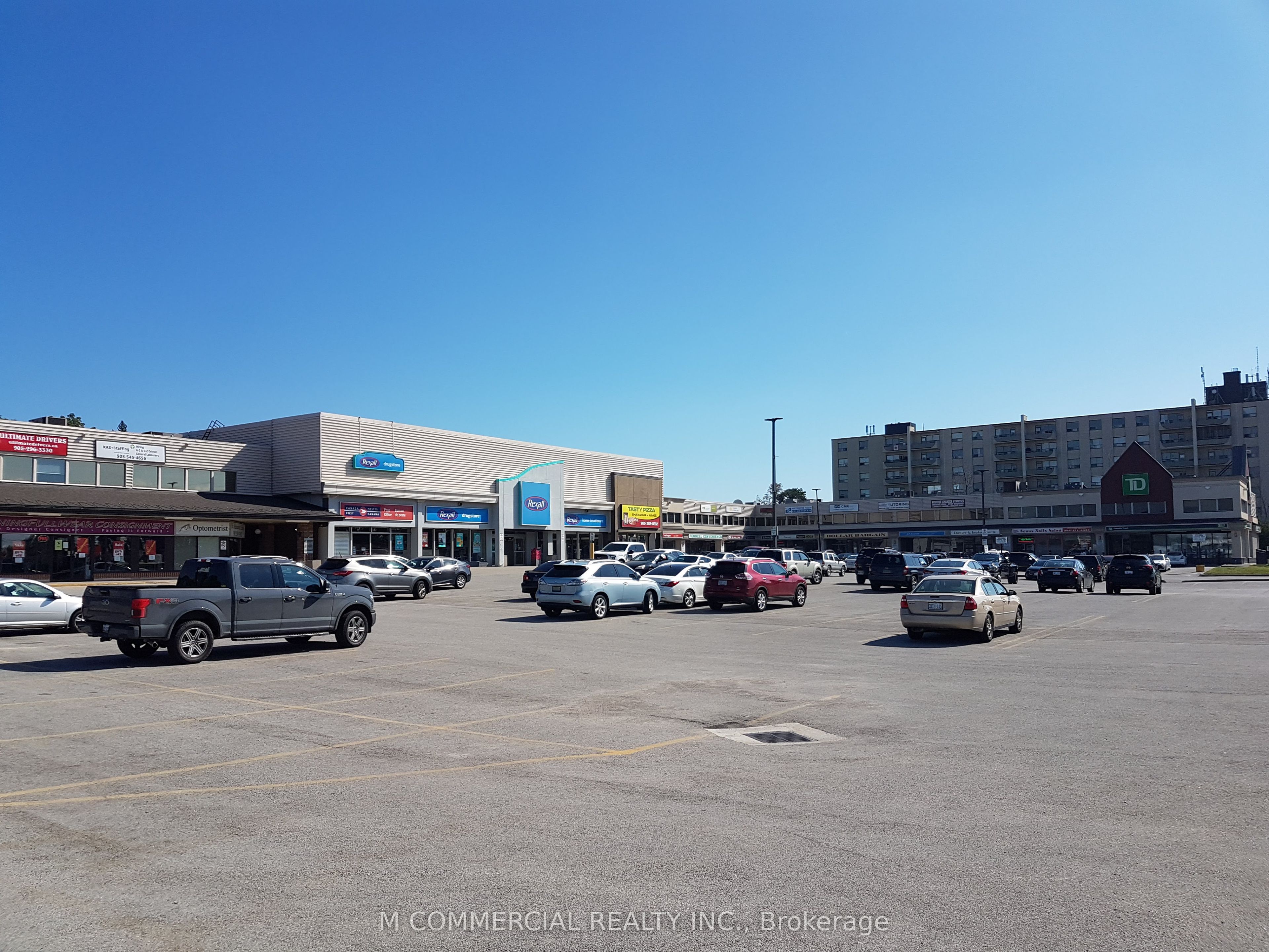 #226 - 1119 Fennell Avenue Property Photo 1