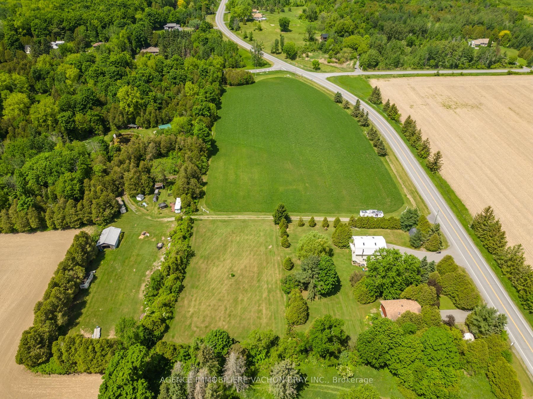 4020 4th Line Road Property Photo
