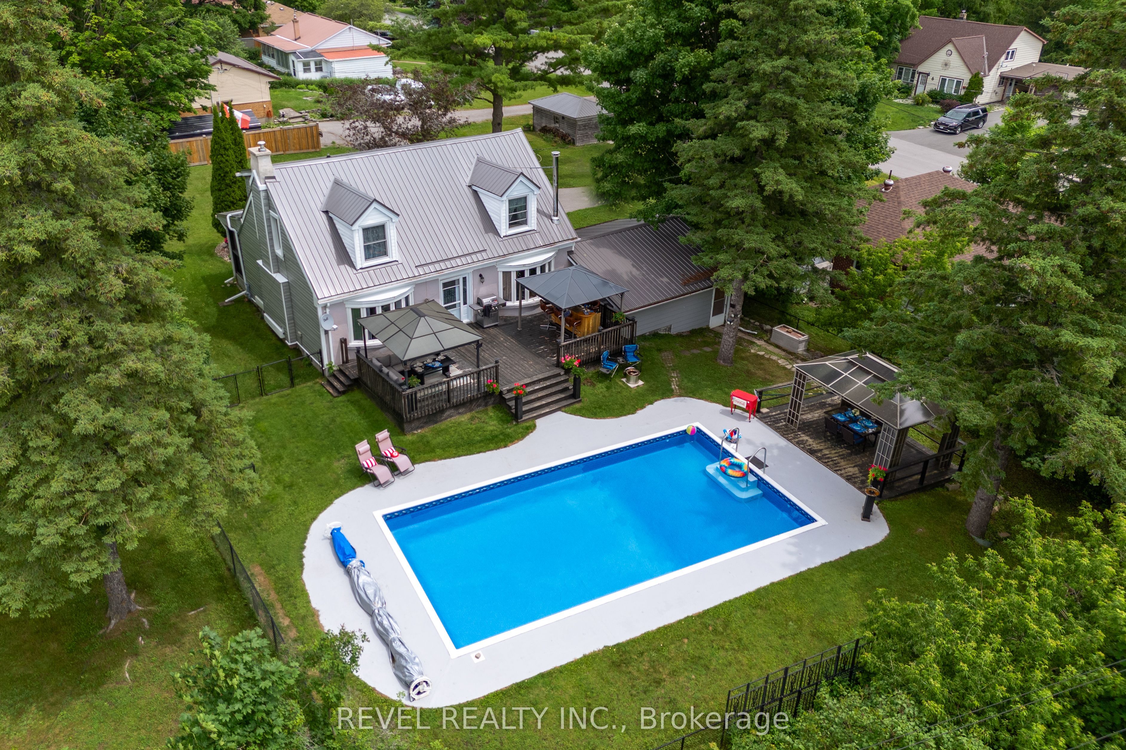 77 Bond Street Property Photo
