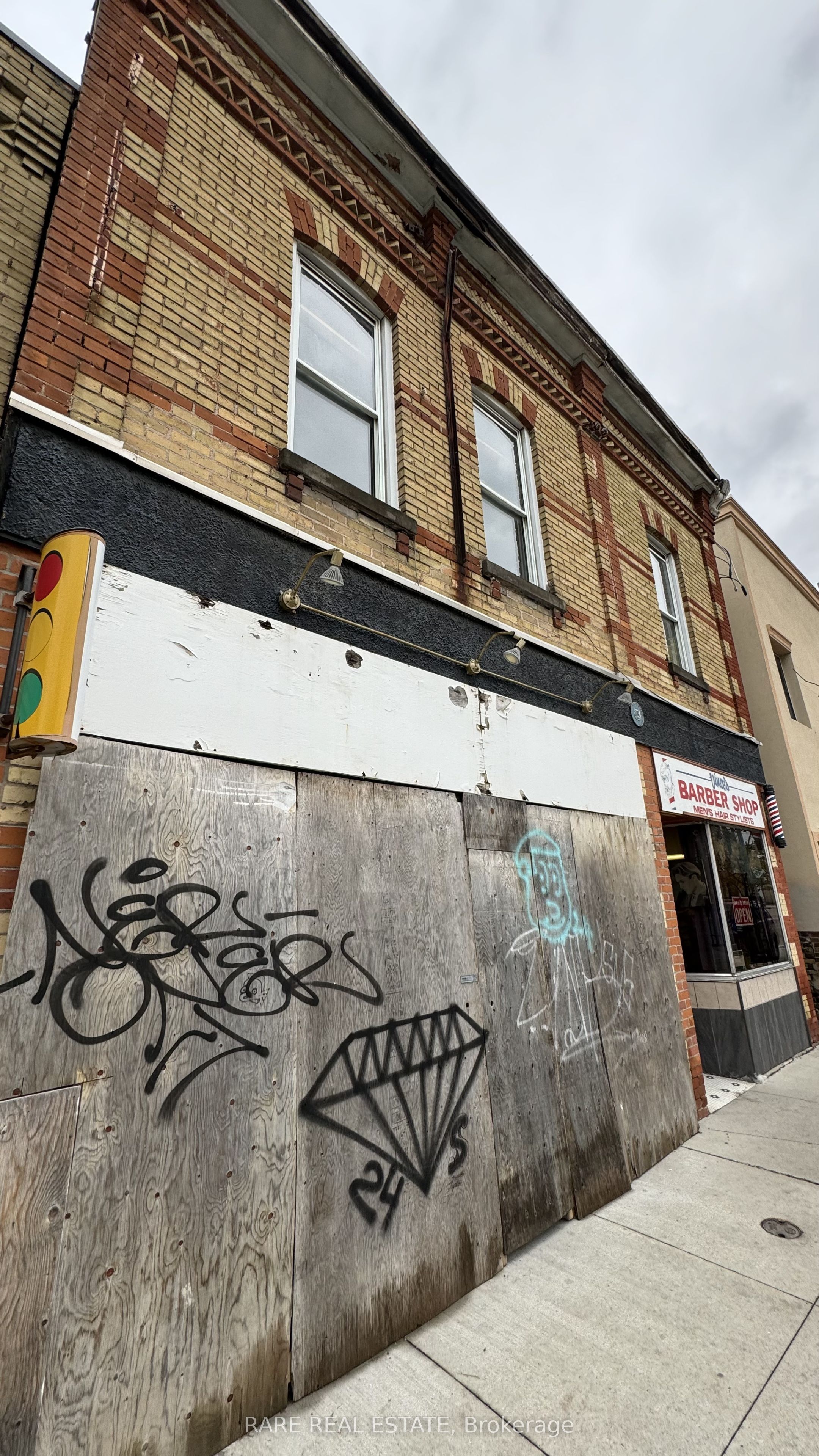 778-780 Dundas Street Property Photo 2