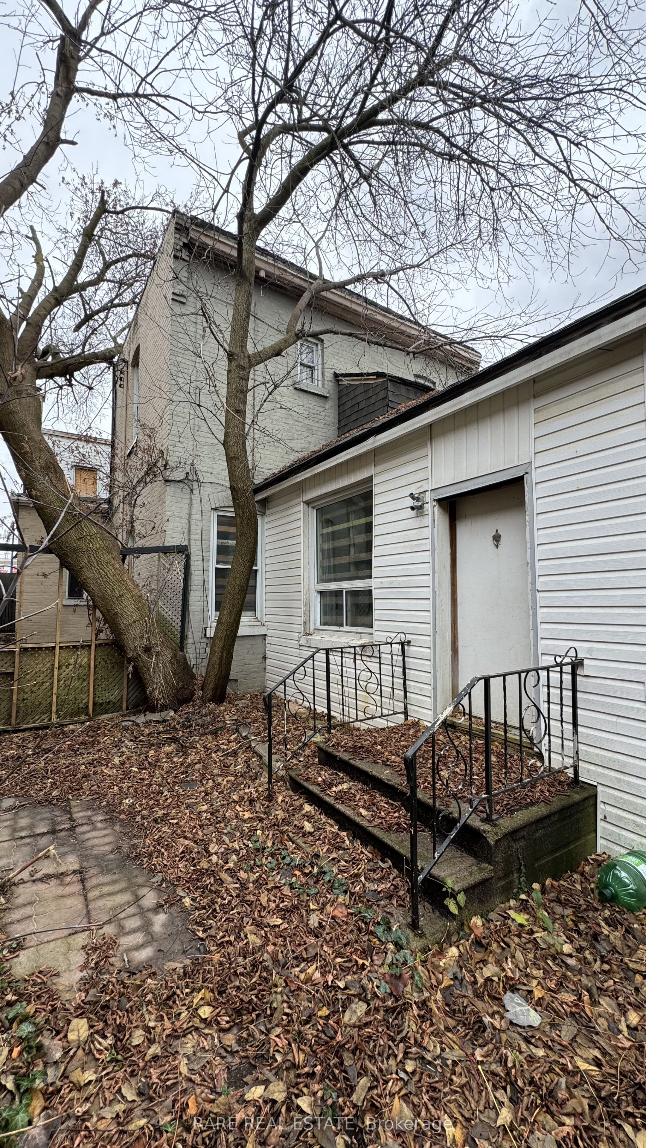 778-780 Dundas Street Property Photo 7