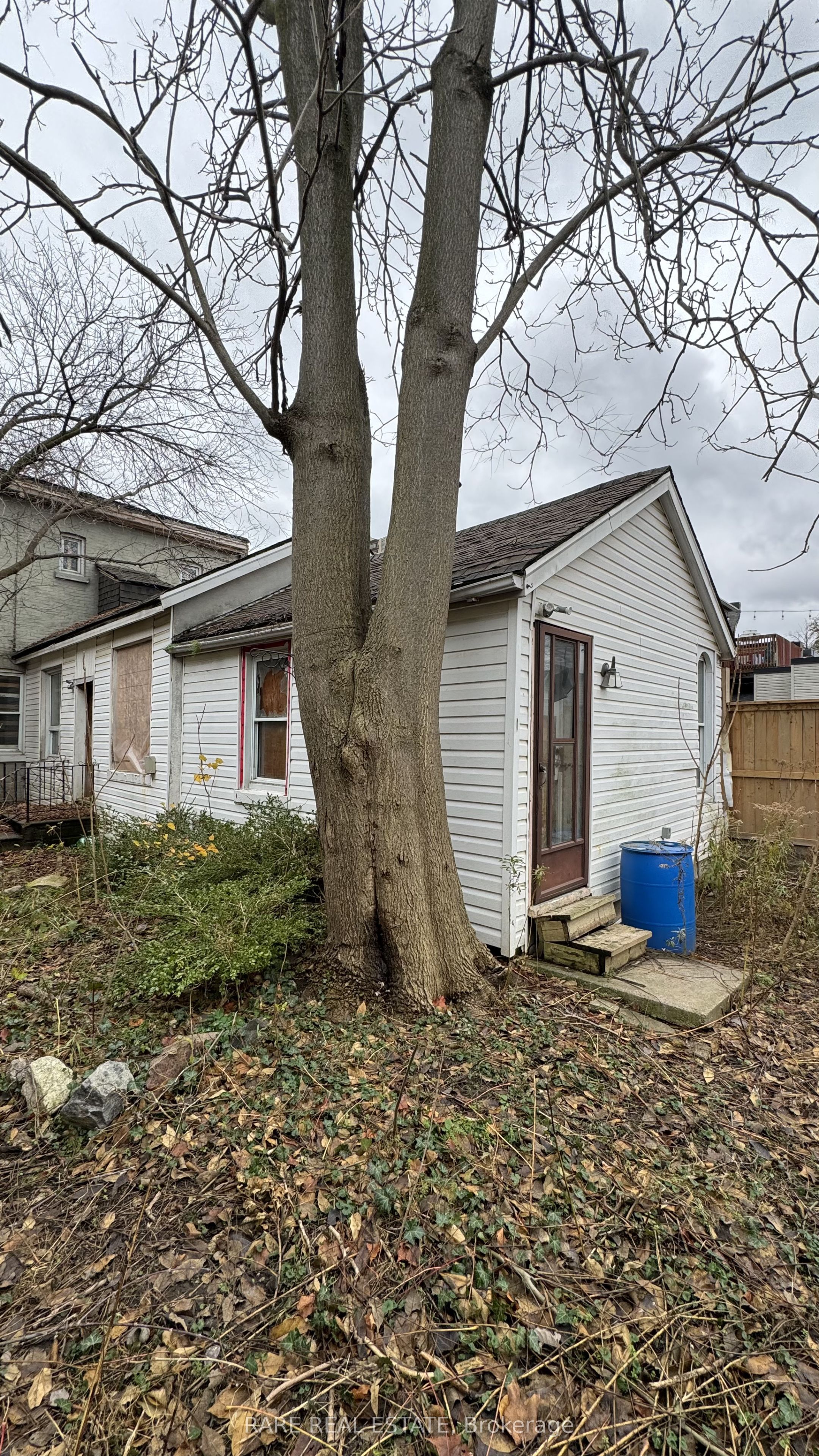 778-780 Dundas Street Property Photo 11
