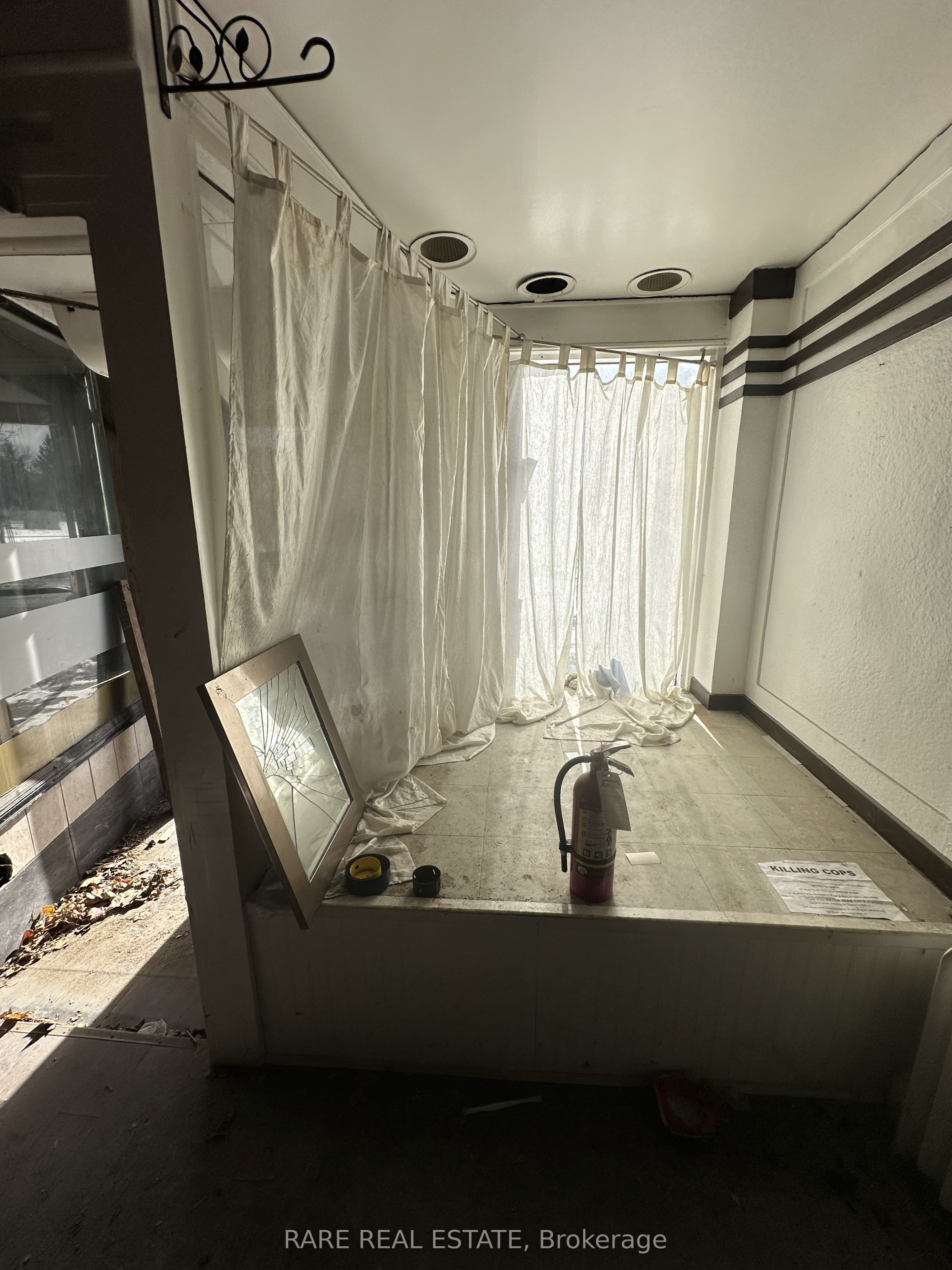 778-780 Dundas Street Property Photo 13