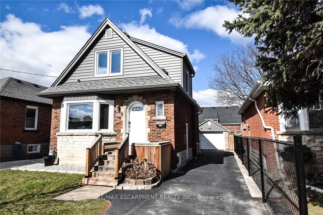 104 Tragina Avenue Property Photo 1