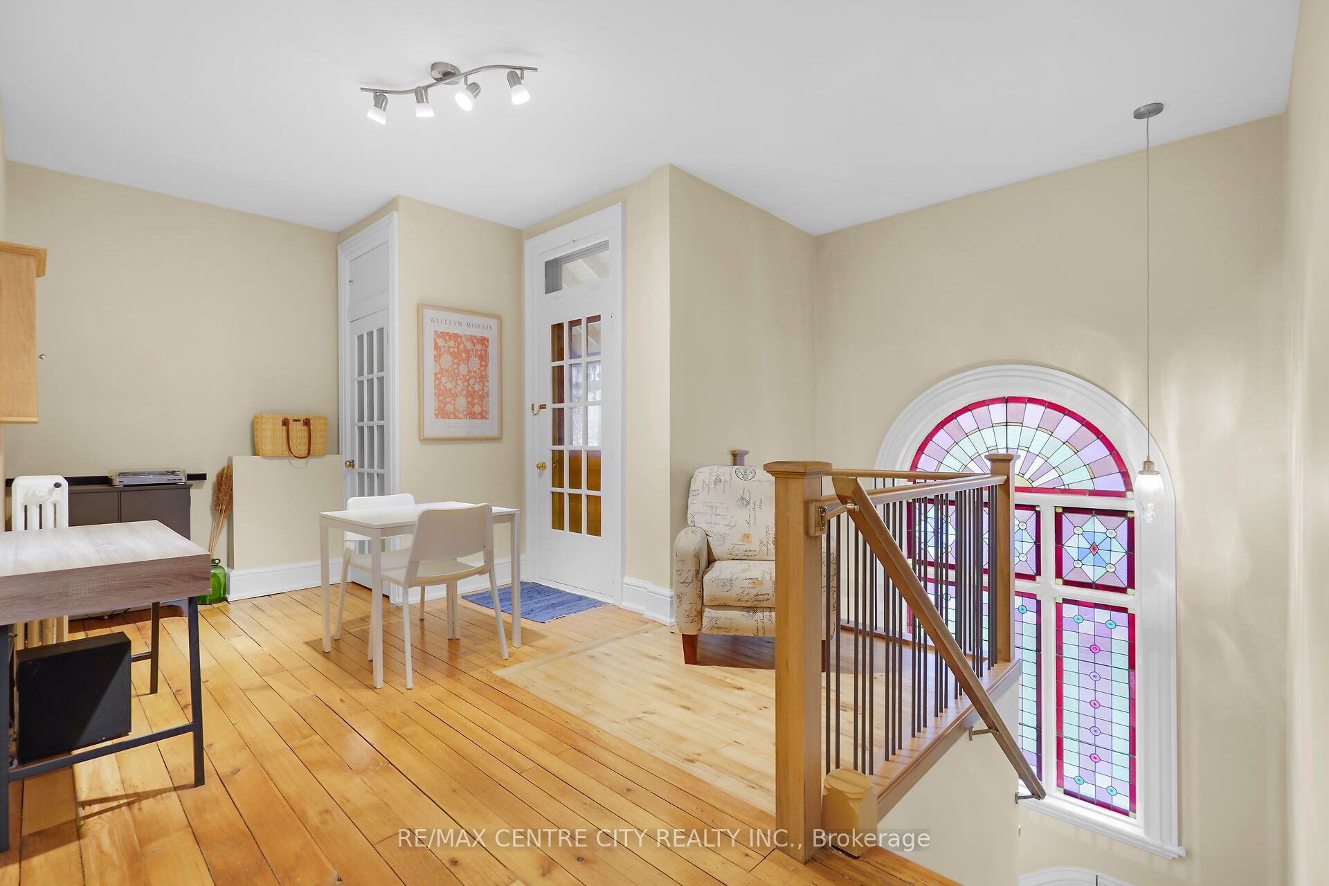 165 Oxford Street Property Photo 25