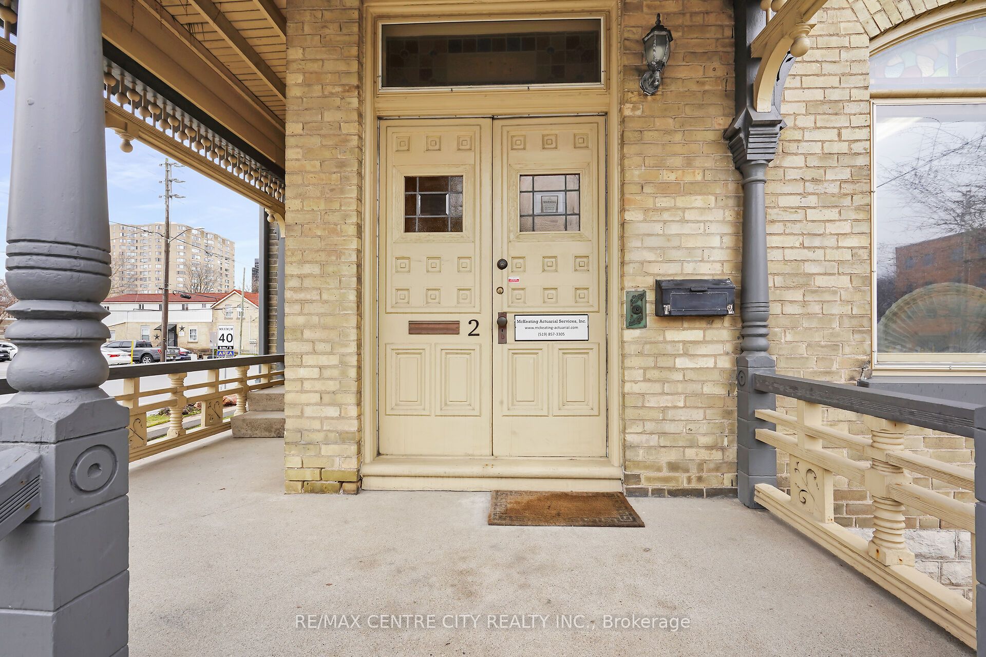 165 Oxford Street Property Photo 50