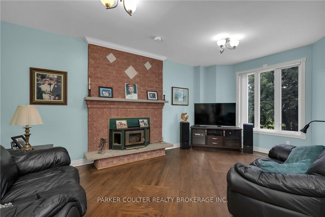 433143 4 Line Property Photo 17