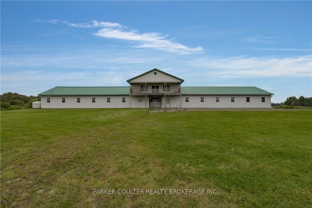 433143 4 Line Property Photo 32