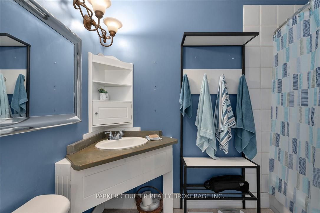 433143 4 Line Property Photo 41