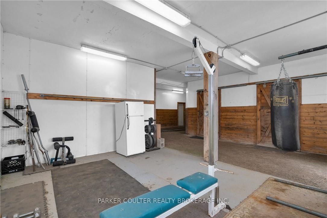 433143 4 Line Property Photo 46