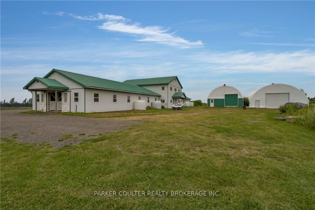433143 4 Line Property Photo 49