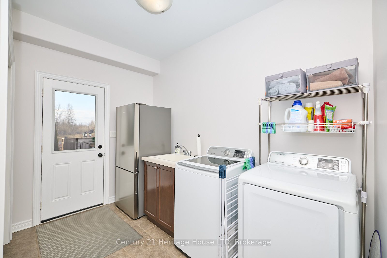 680 Brian Street Property Photo 23