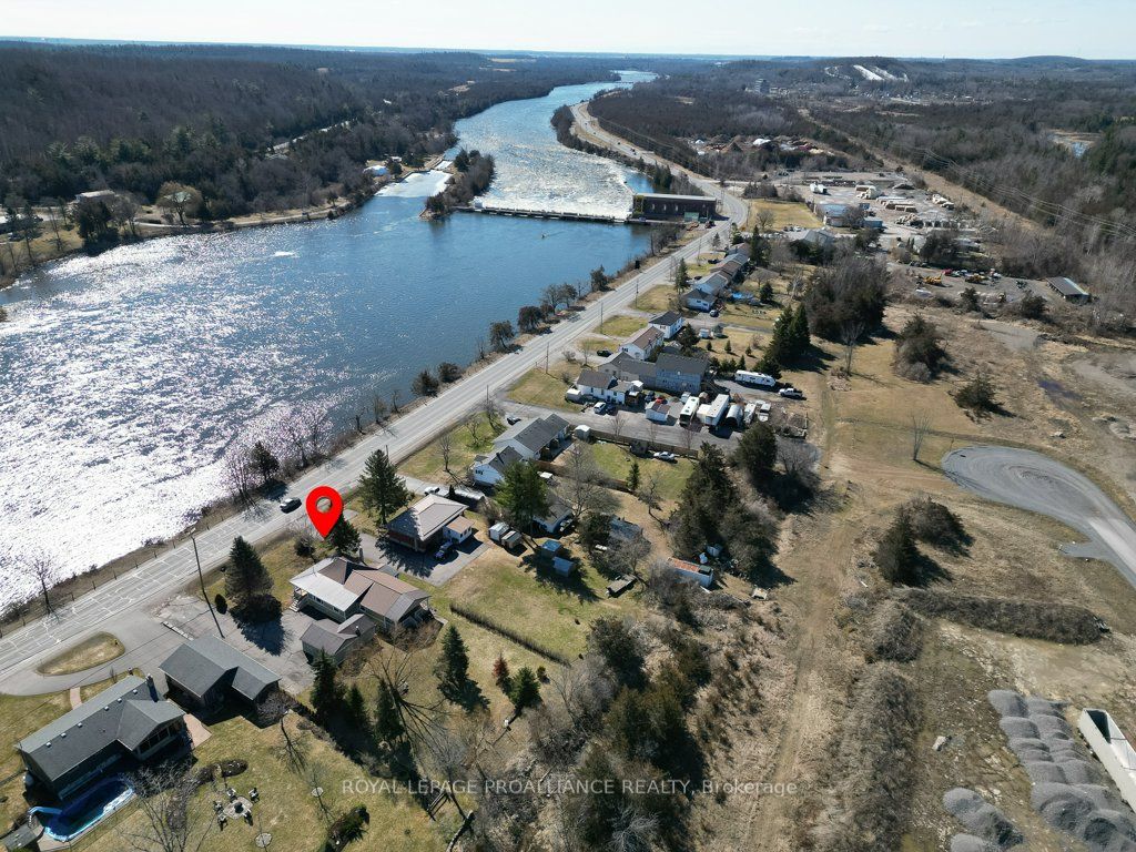 262 South Trent Street Property Photo 3