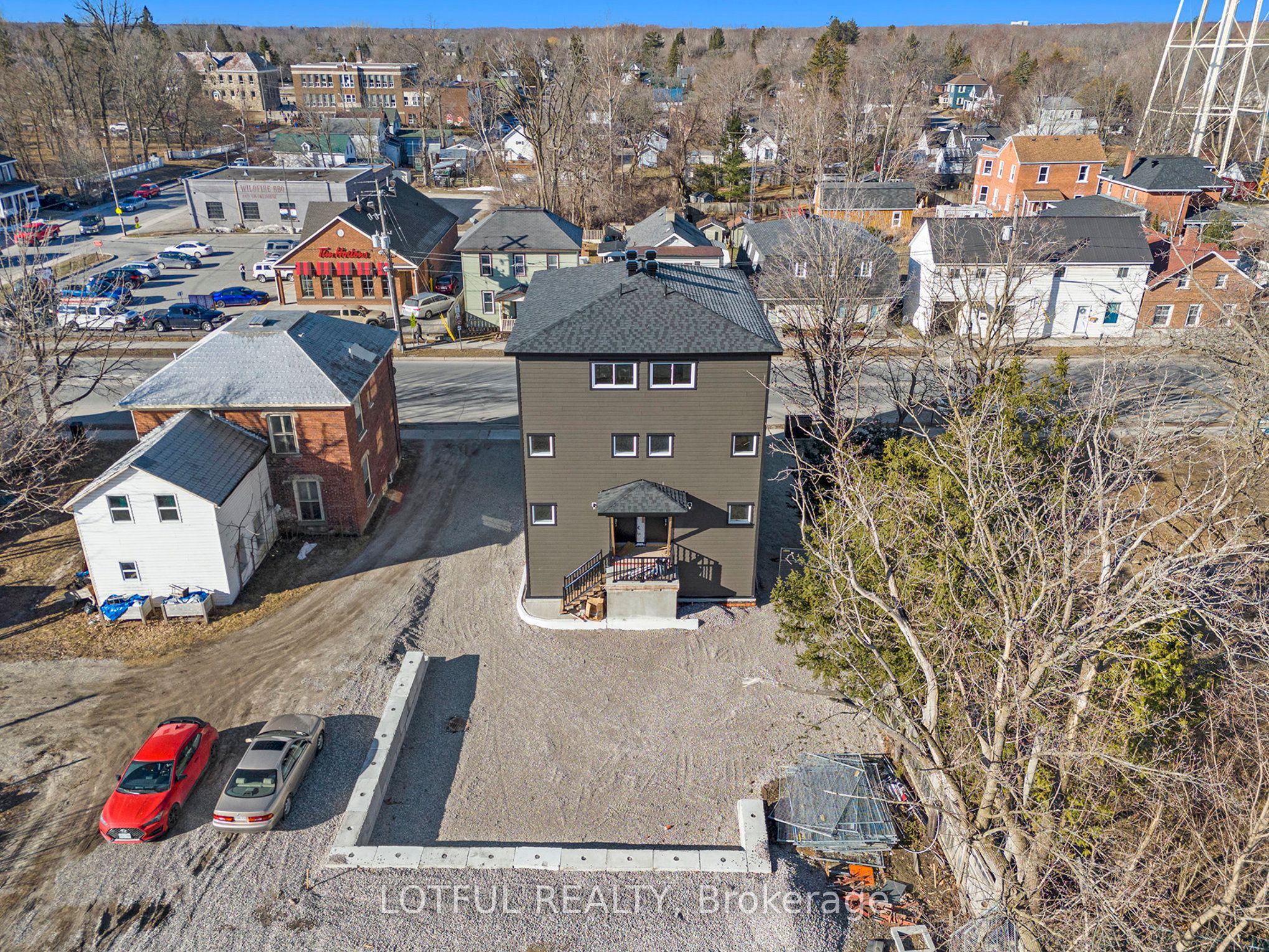 131 Gore Street E Property Photo 16