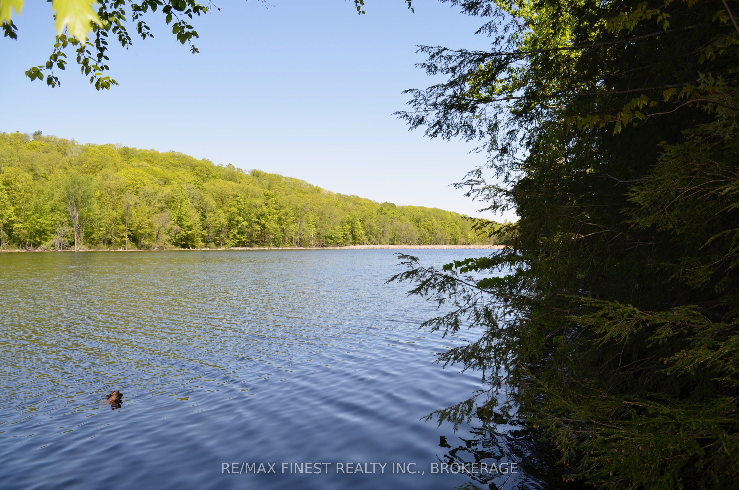 734 Sherbrooke Drive Property Photo 13
