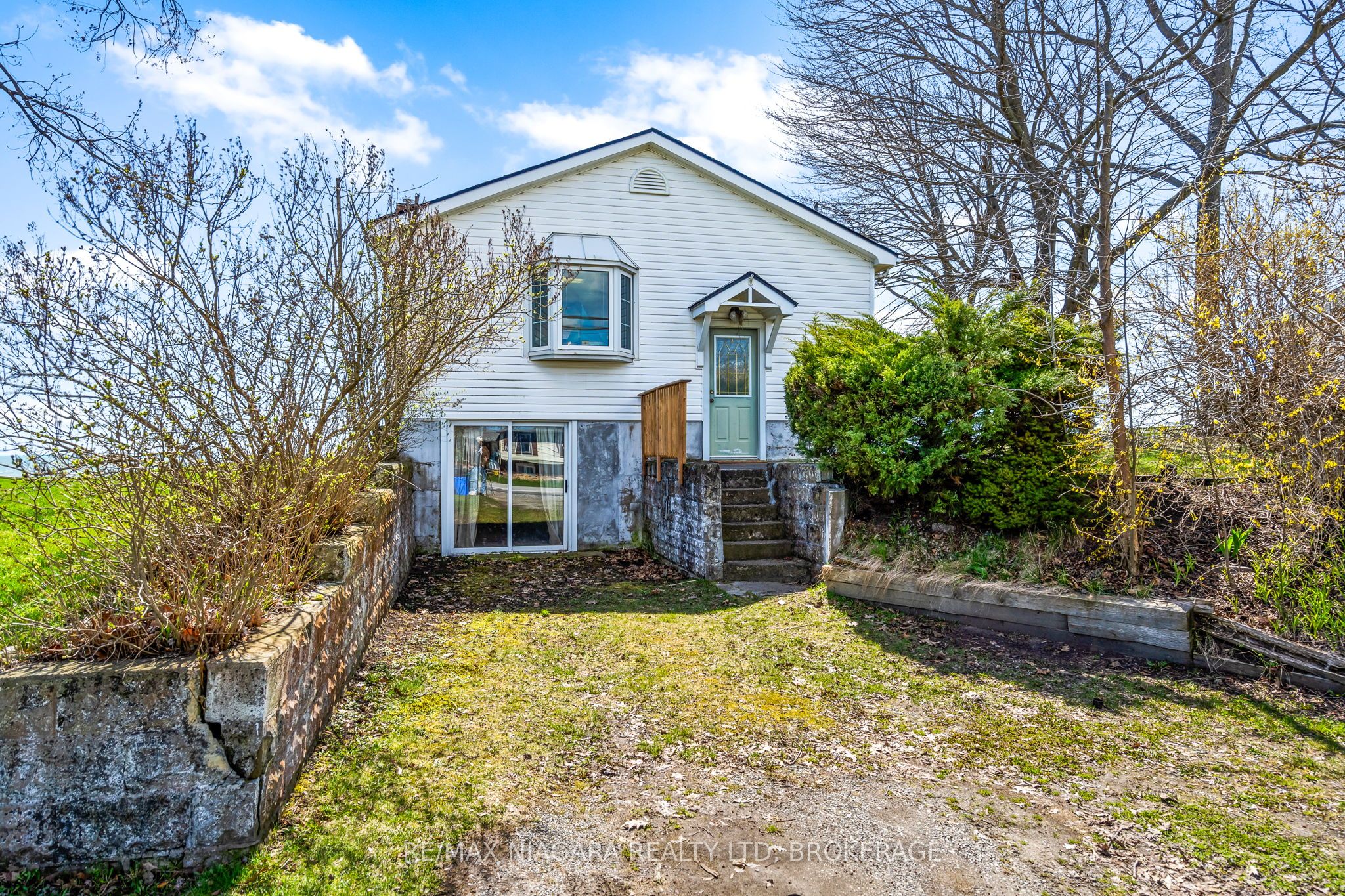 13165 Lakeshore Road Property Photo 5