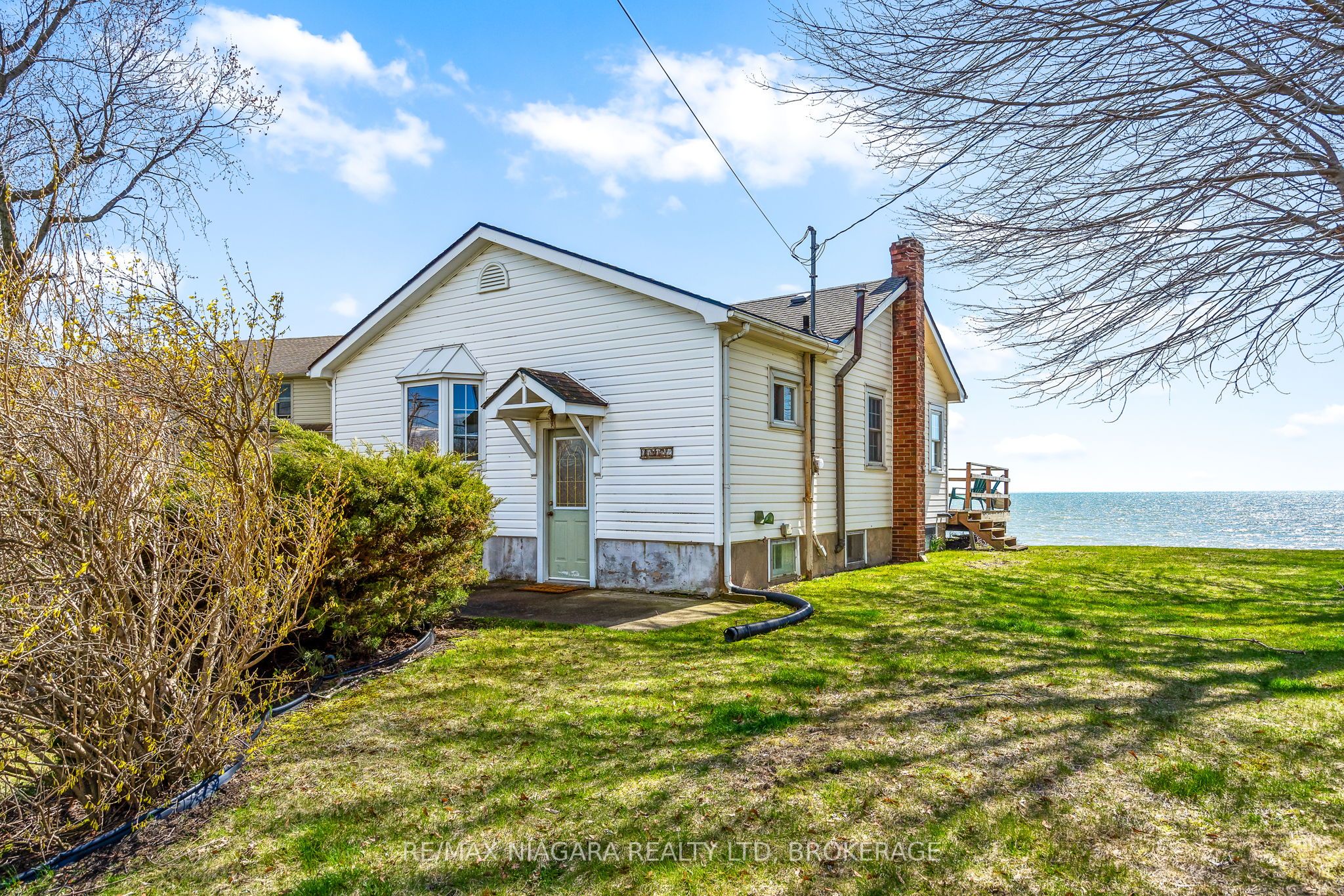 13165 Lakeshore Road Property Photo 6