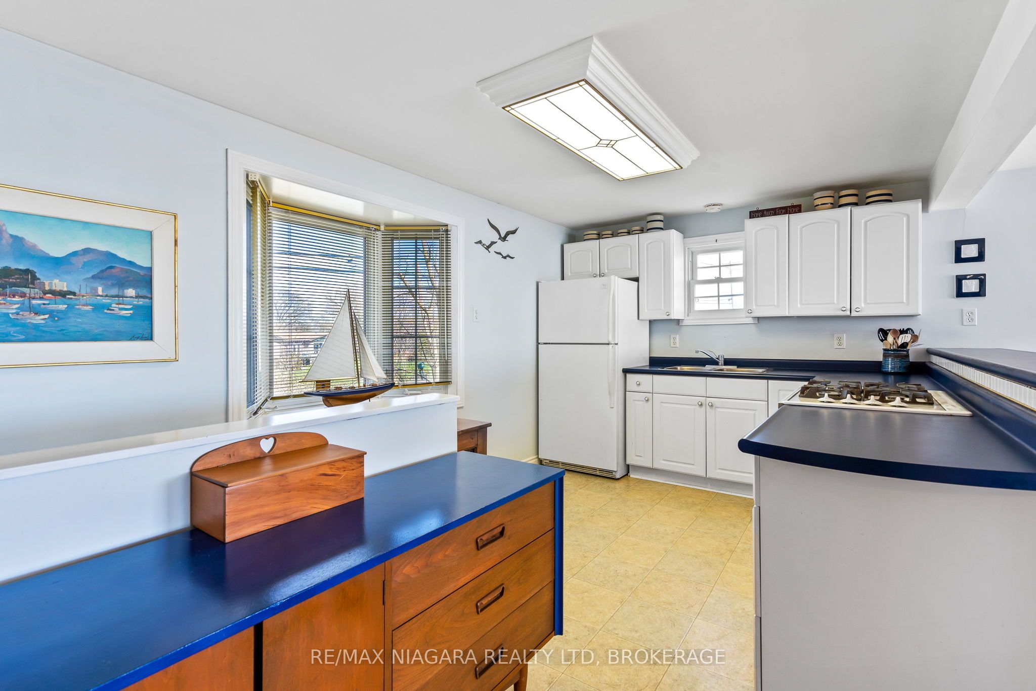 13165 Lakeshore Road Property Photo 10