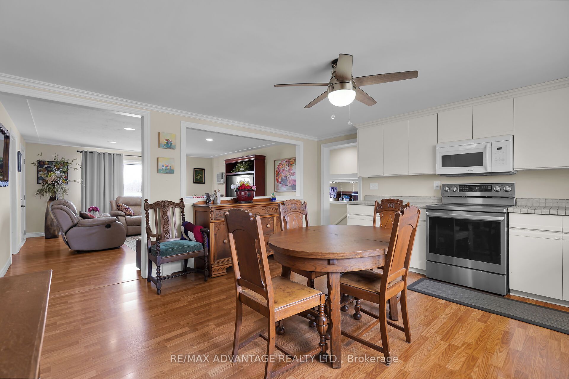 2678 Dorchester Road Property Photo 14
