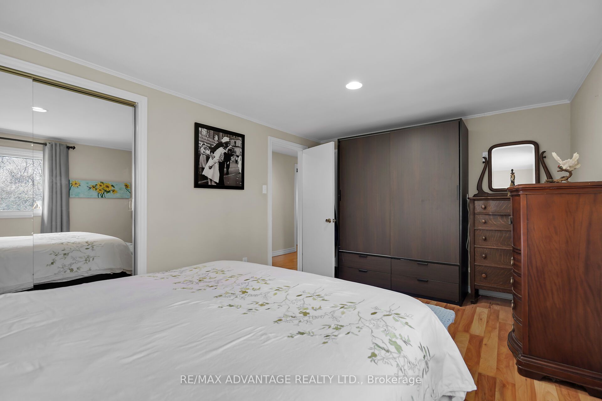 2678 Dorchester Road Property Photo 17