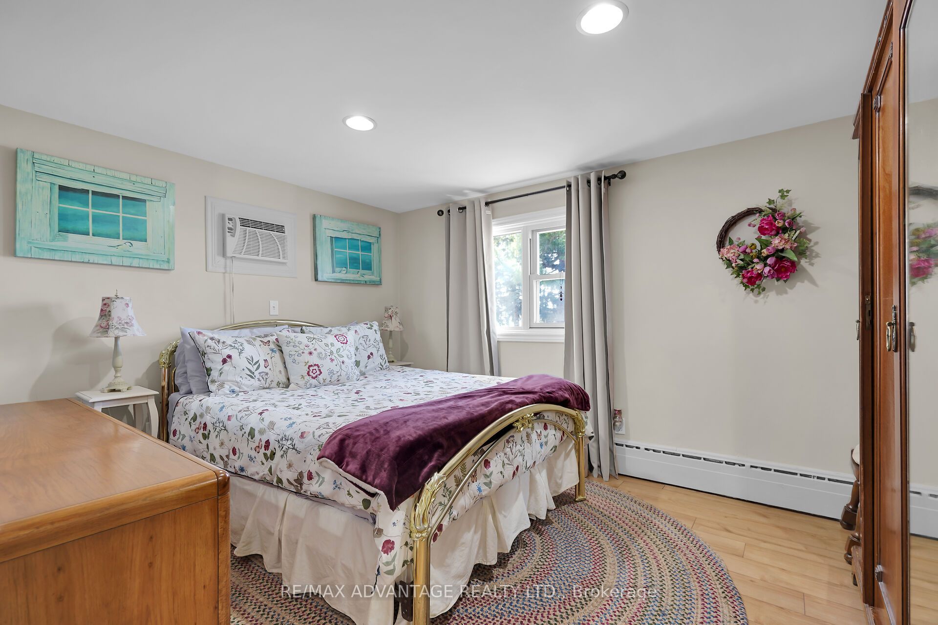 2678 Dorchester Road Property Photo 18