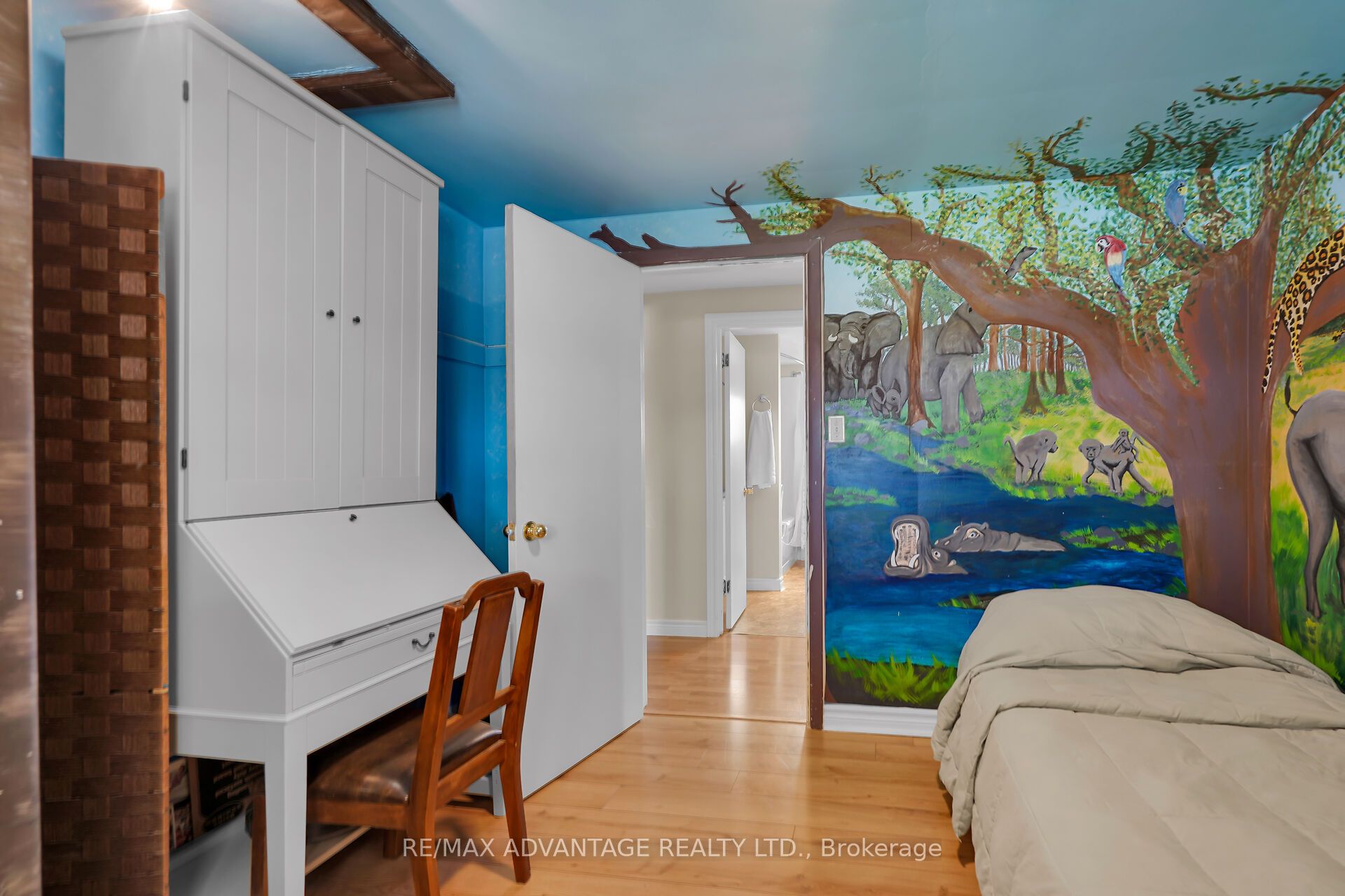 2678 Dorchester Road Property Photo 21