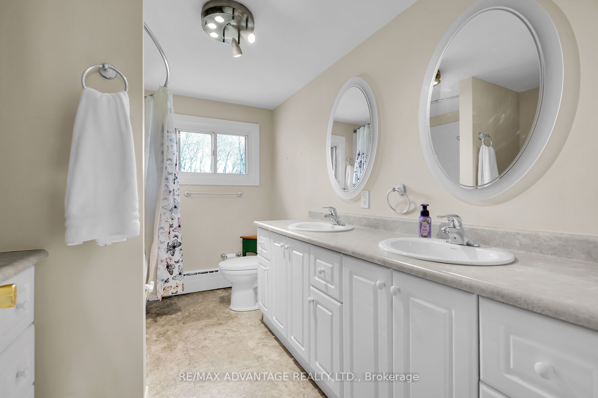 2678 Dorchester Road Property Photo 22