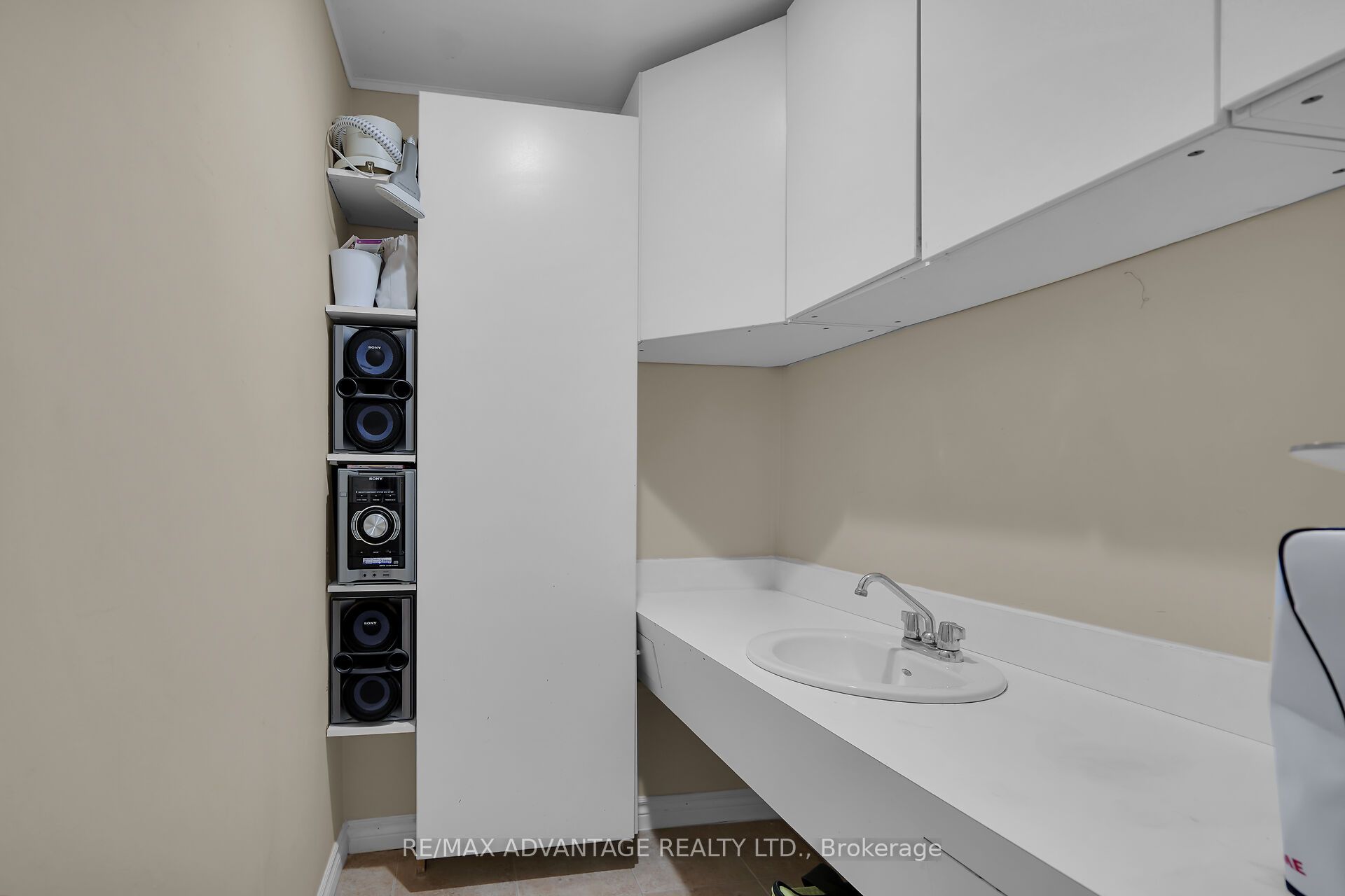 2678 Dorchester Road Property Photo 28
