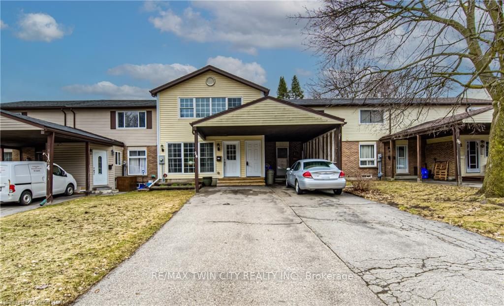26 Cedarhill Crescent Property Photo 1