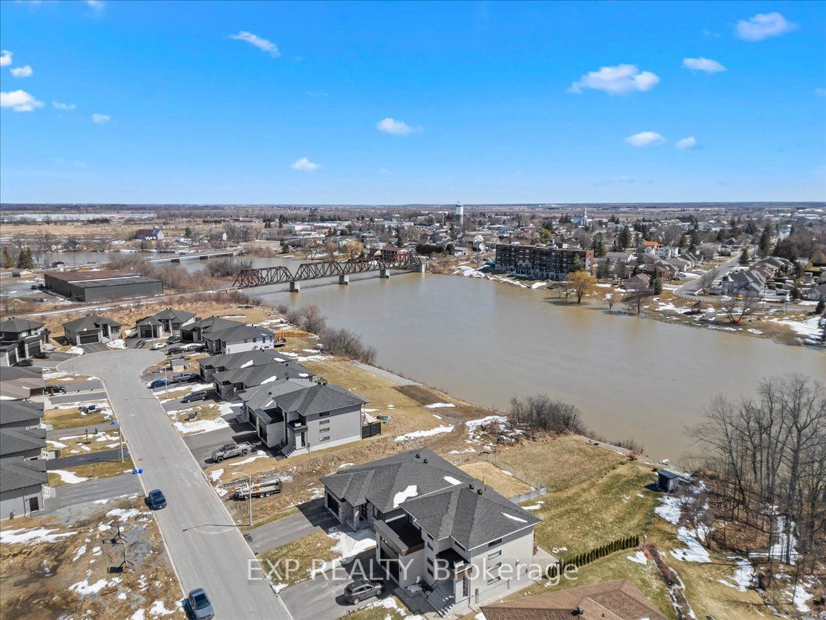 508 Barrage Street Property Photo 36