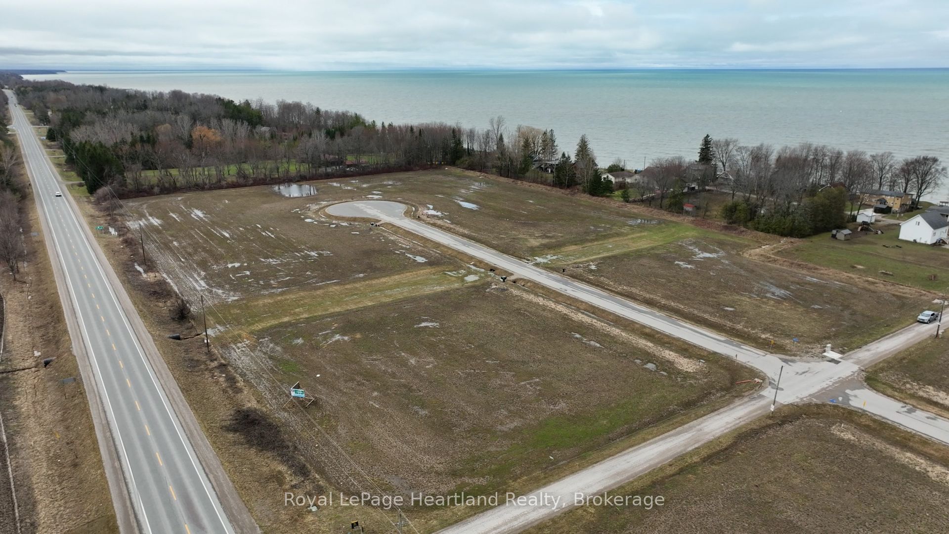 #lot 4 - 77490 Brymik Avenue Property Photo 5