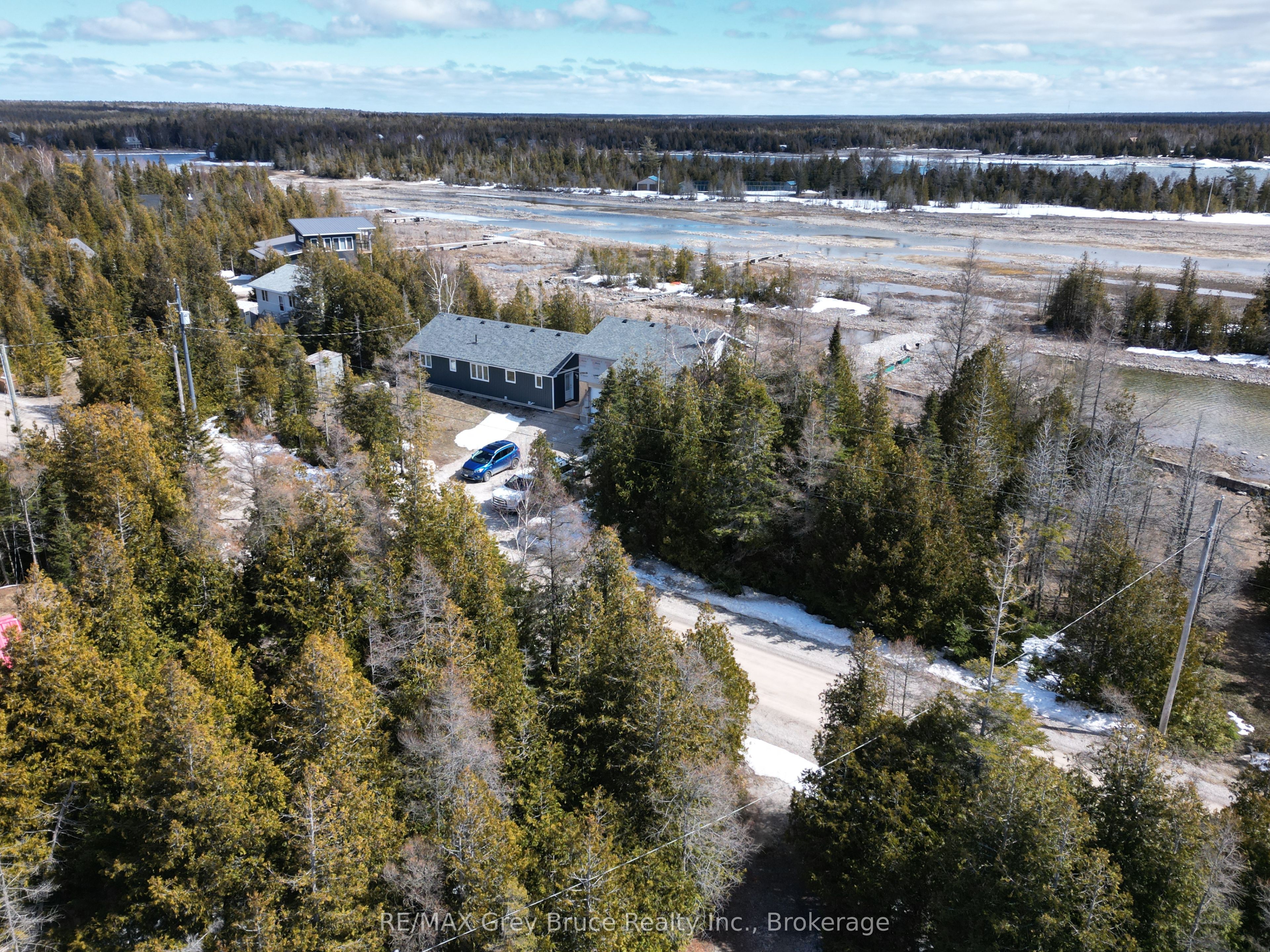 94 Pedwell Pt. Drive Property Photo 12
