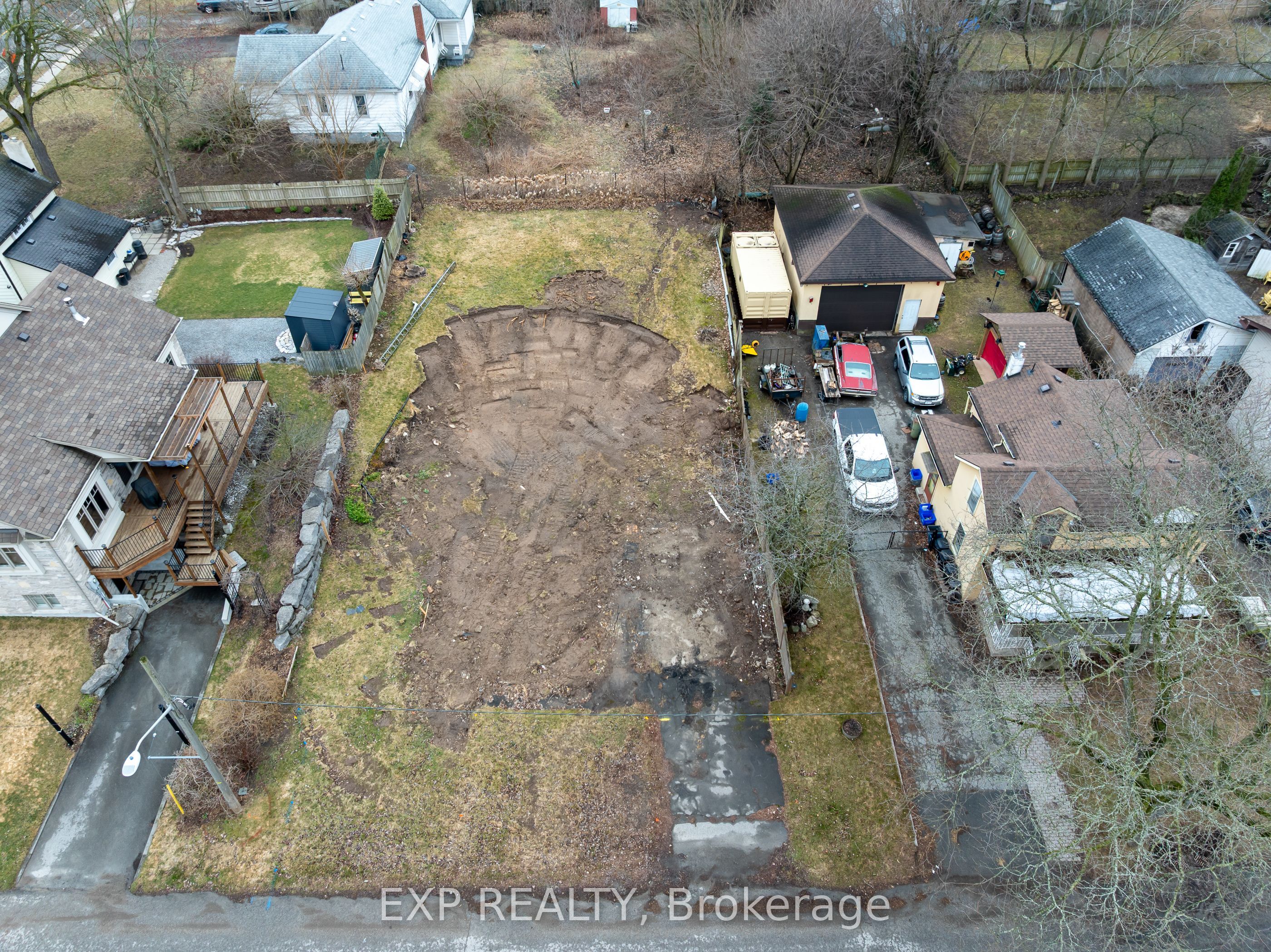 6254 Brock Street Property Photo 2