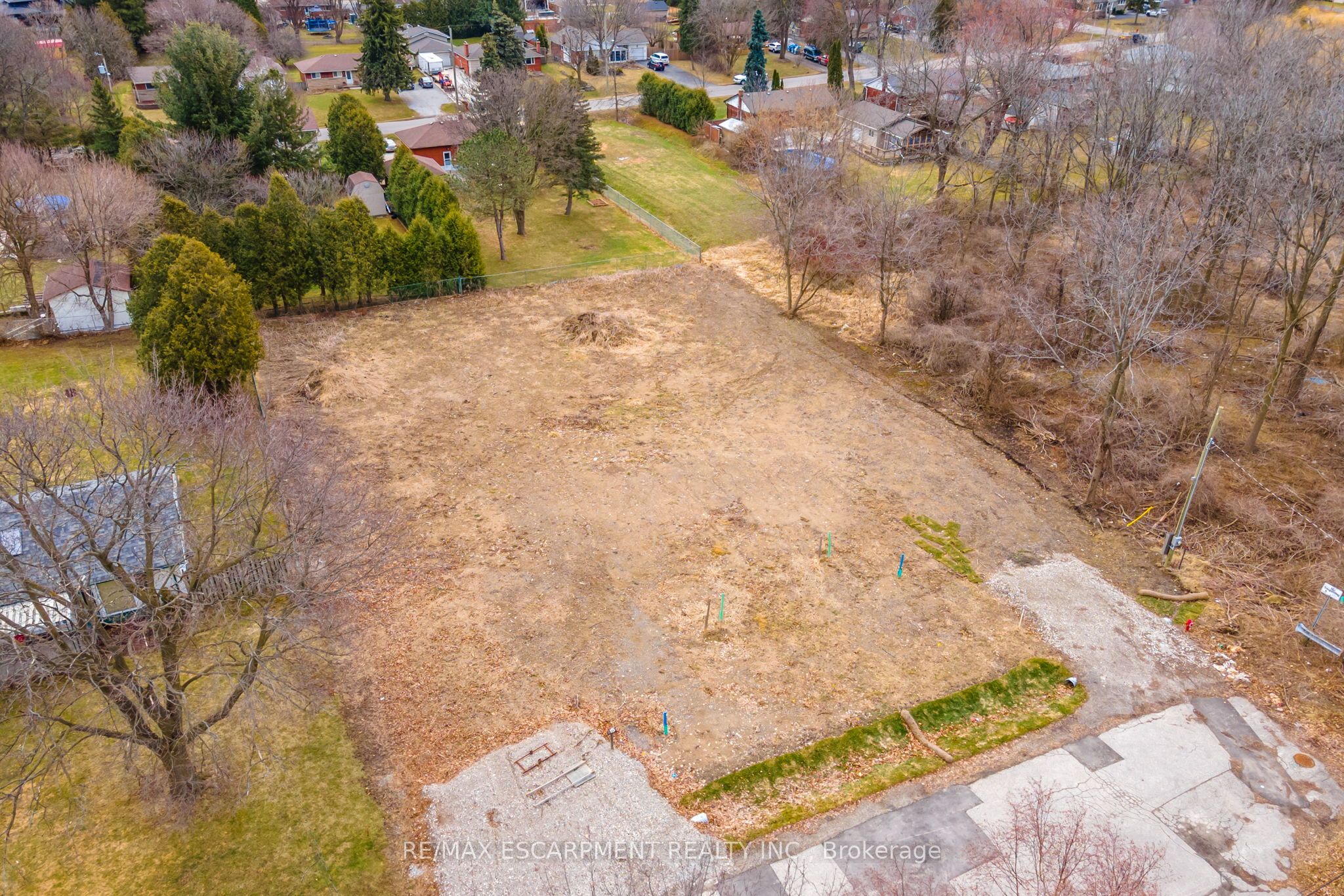 15 Bartlett Avenue Property Photo 17
