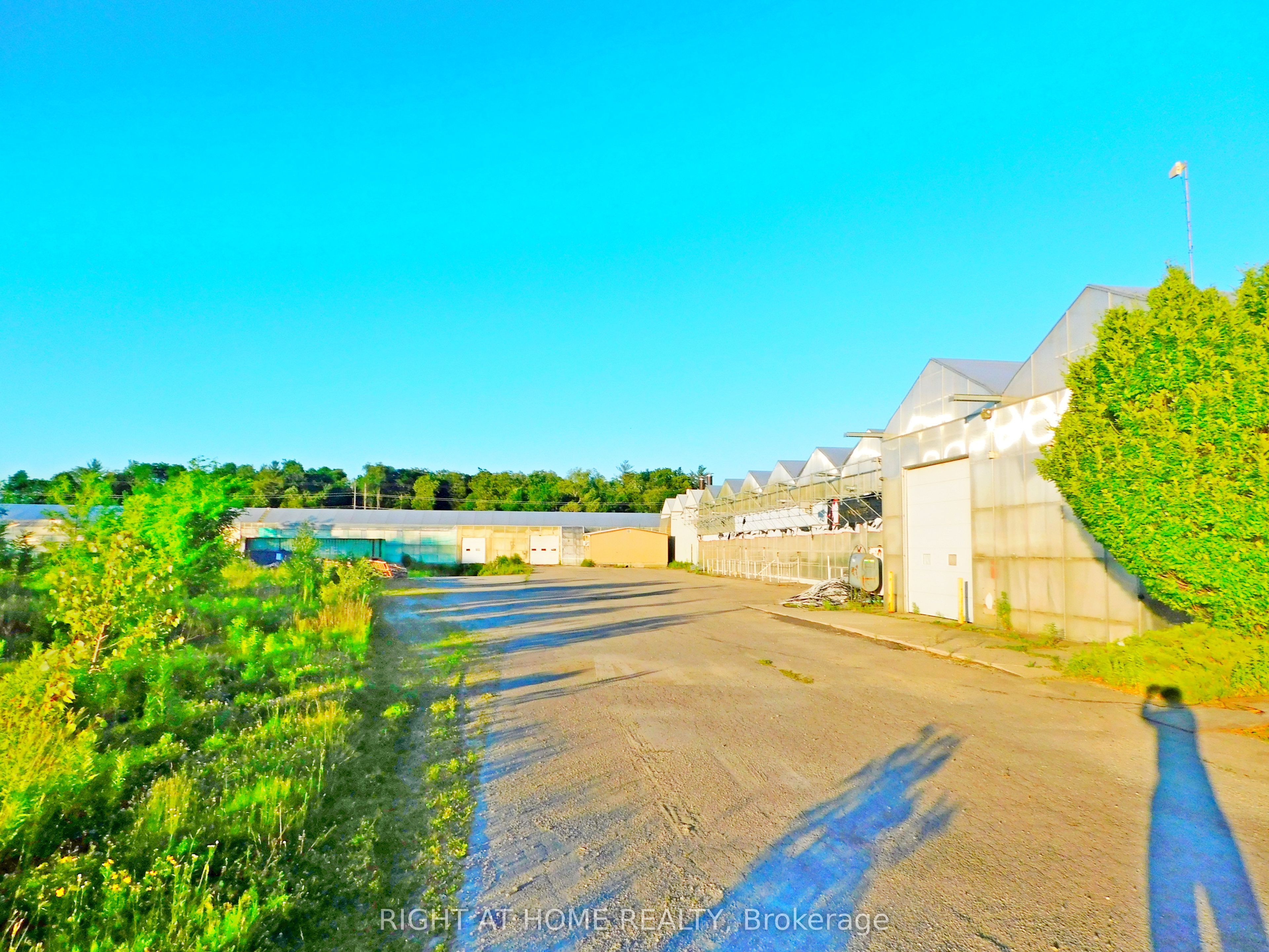2492 24 Highway Property Photo 15