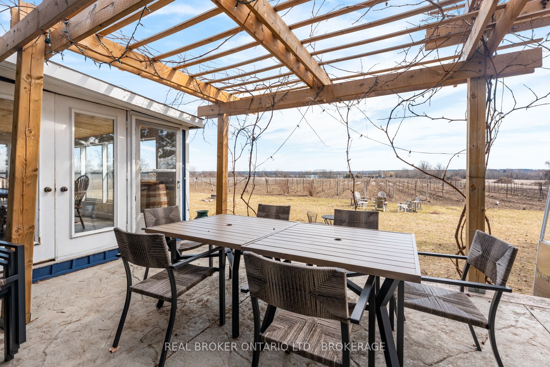 9656 Loyalist Parkway Property Photo 24