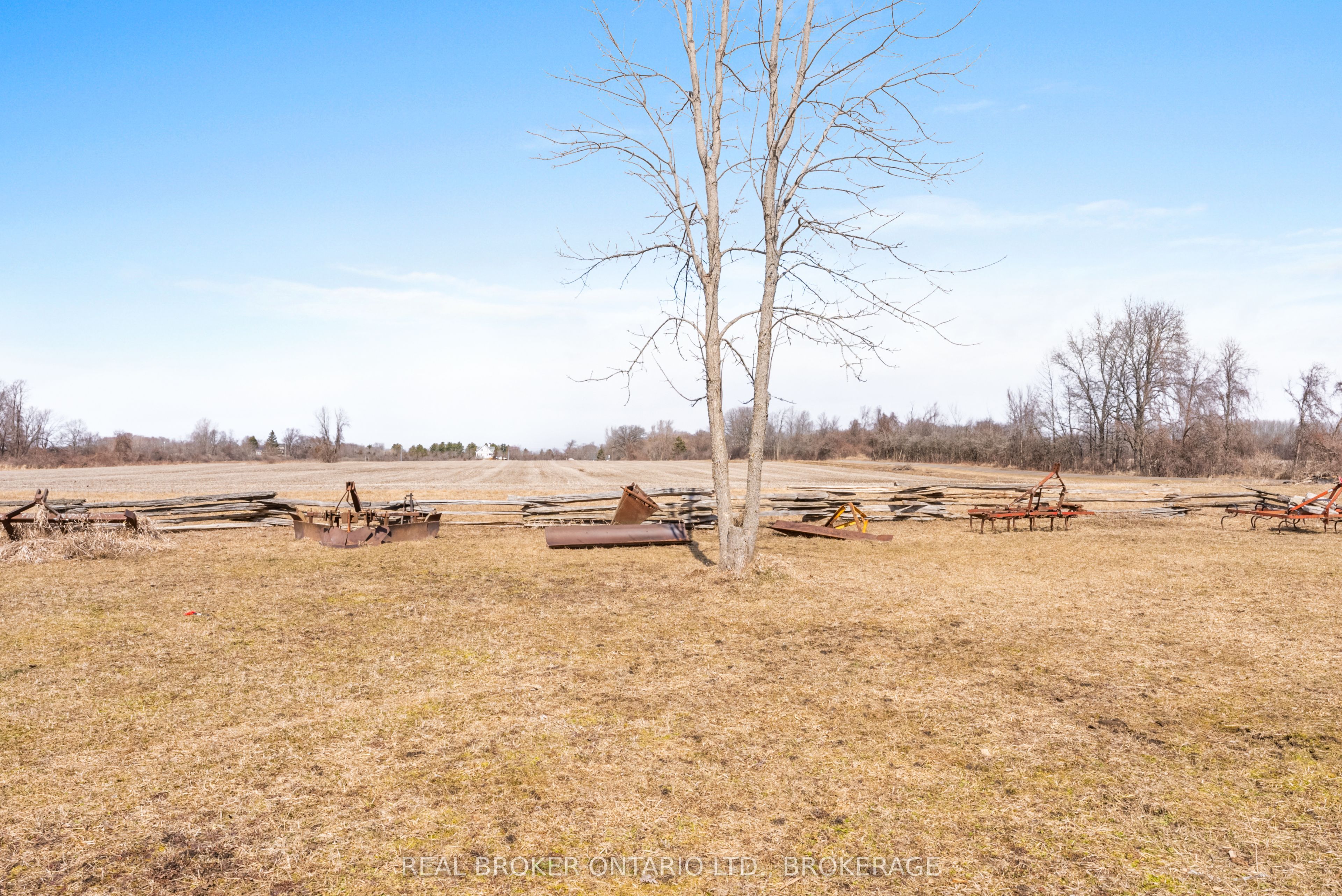 9656 Loyalist Parkway Property Photo 33