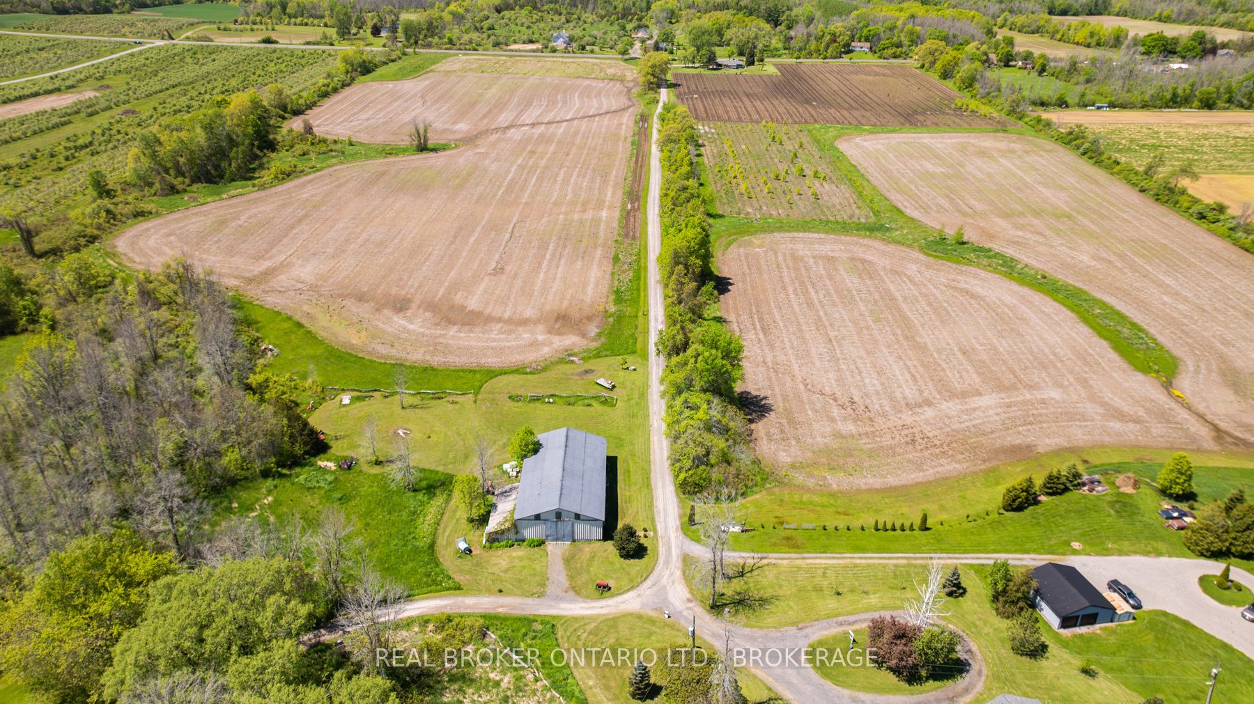 9656 Loyalist Parkway Property Photo 35