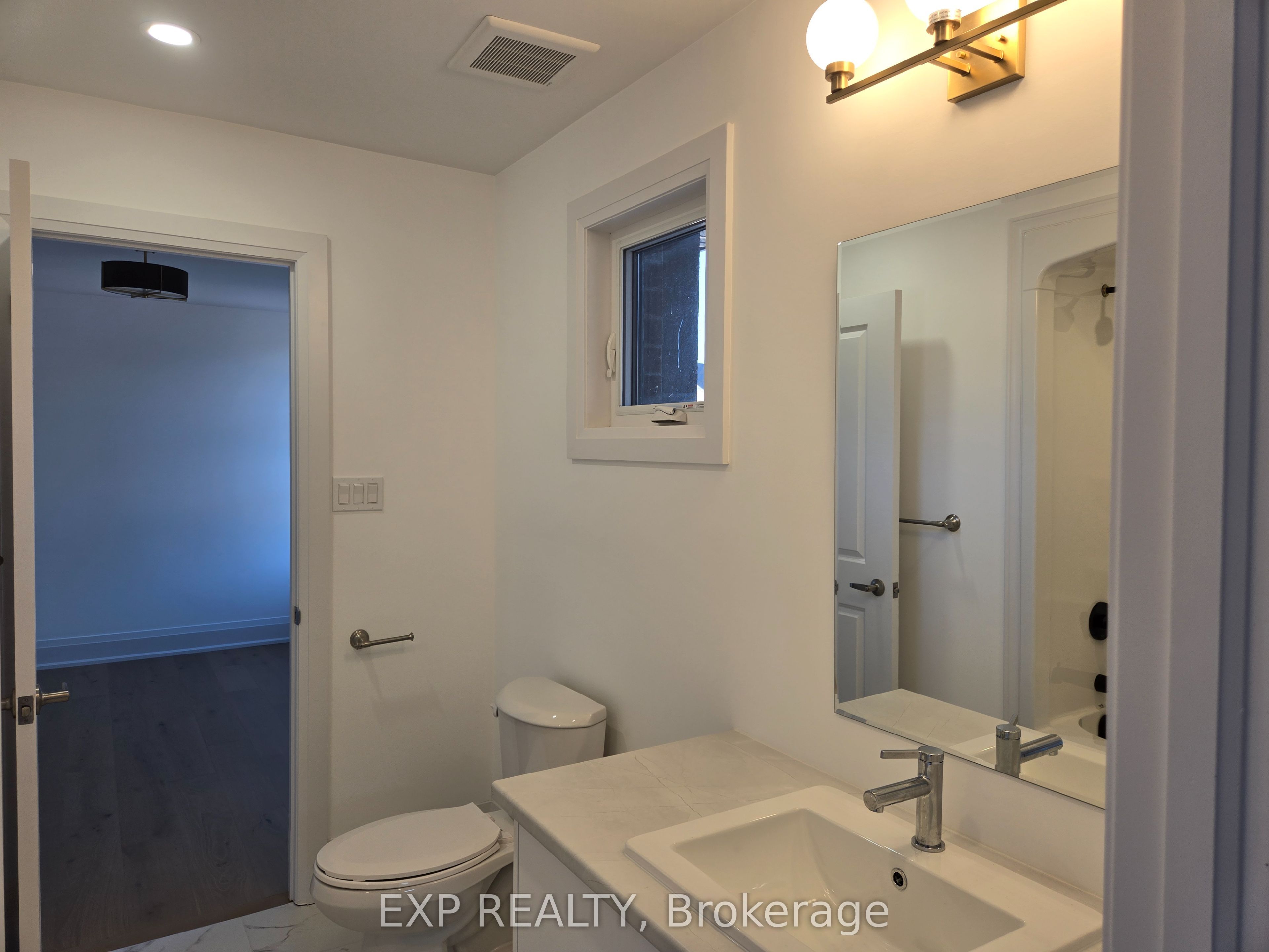 106 Seabastian Street Property Photo 13