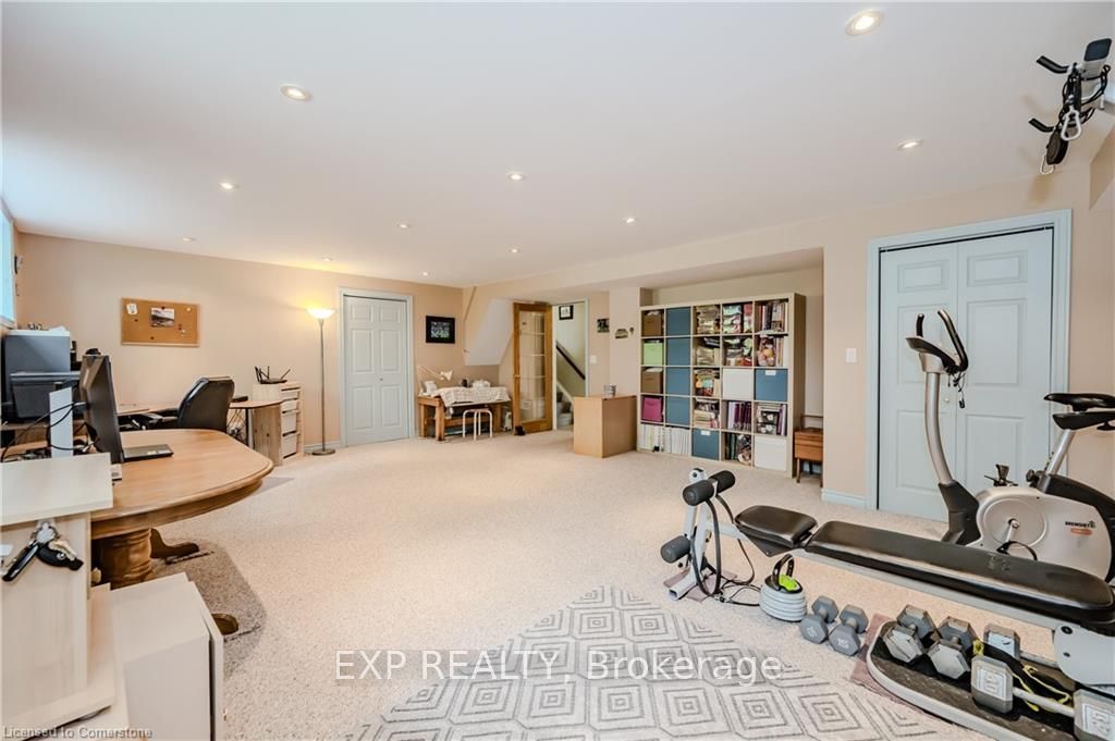 11 Coachman Crescent Property Photo 32