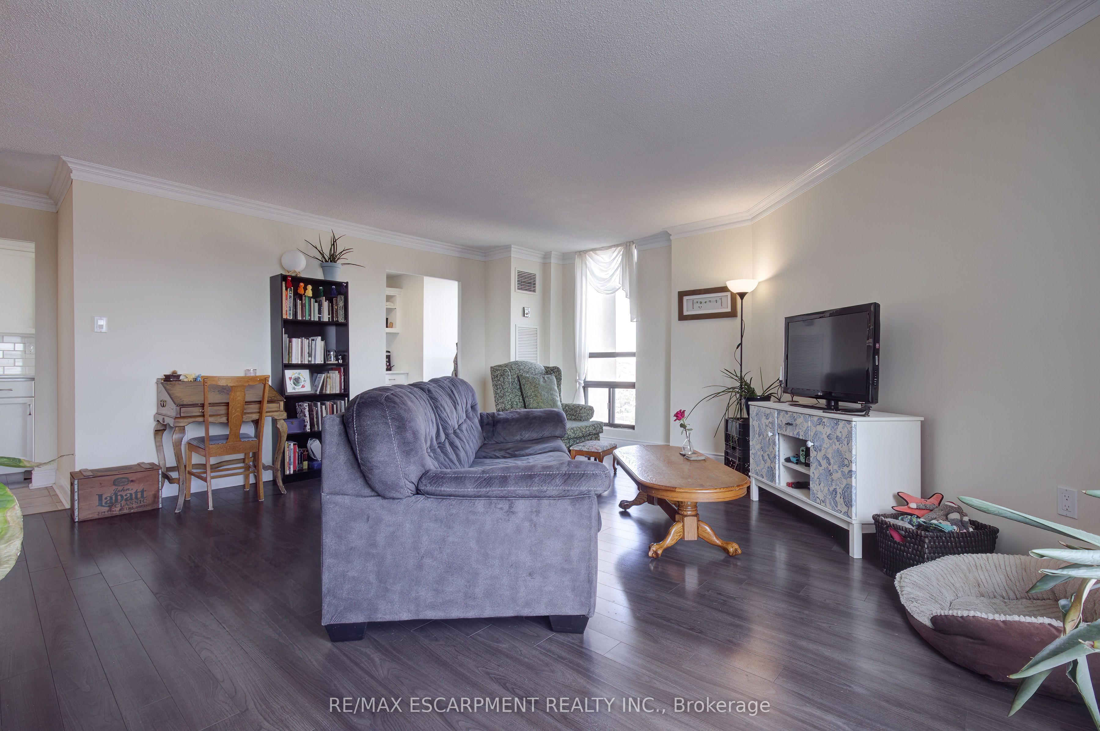 222 Jackson Street W 1406 Property Photo 14